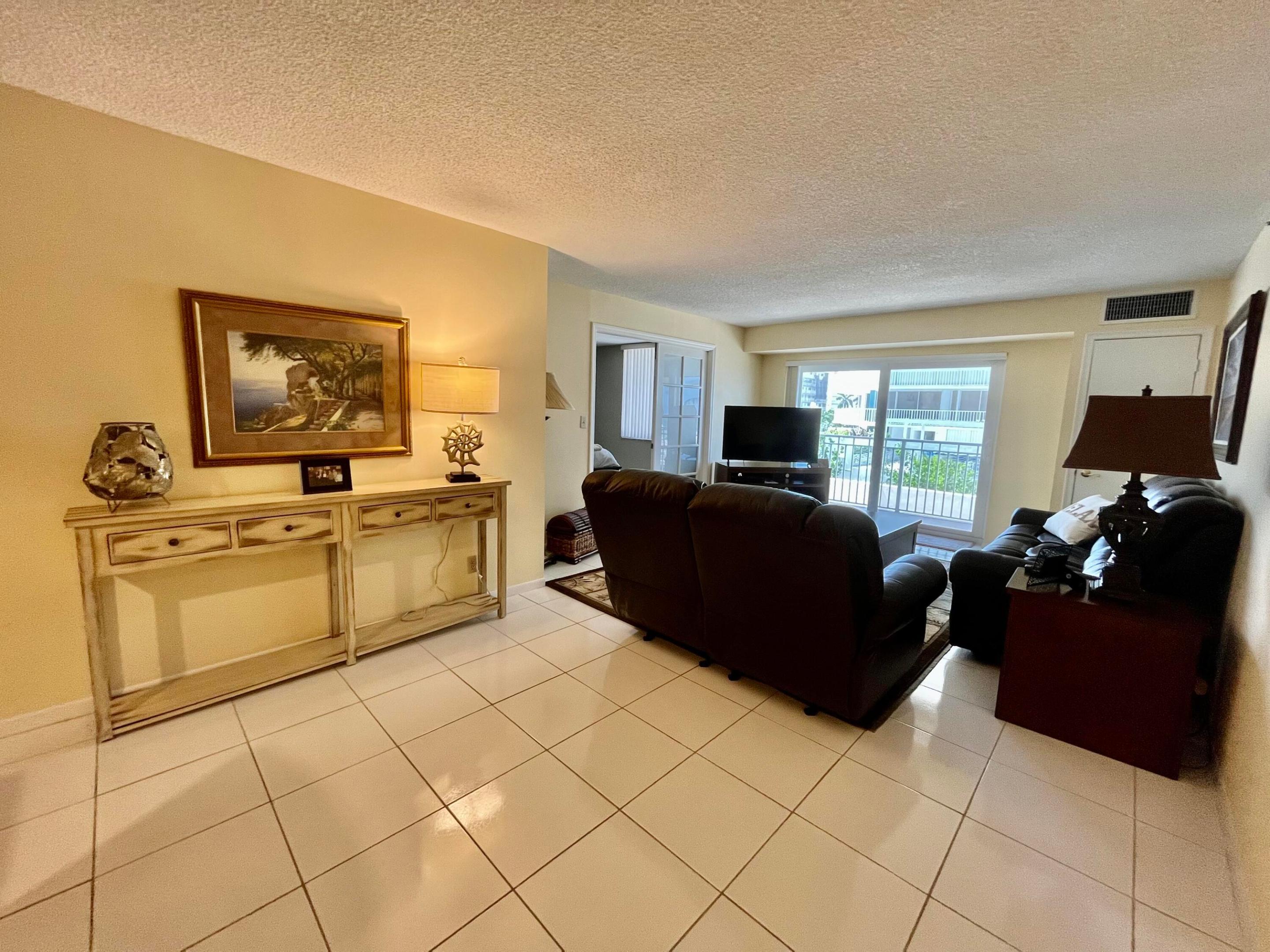 3215 S Ocean Boulevard 108 Property Photo 6