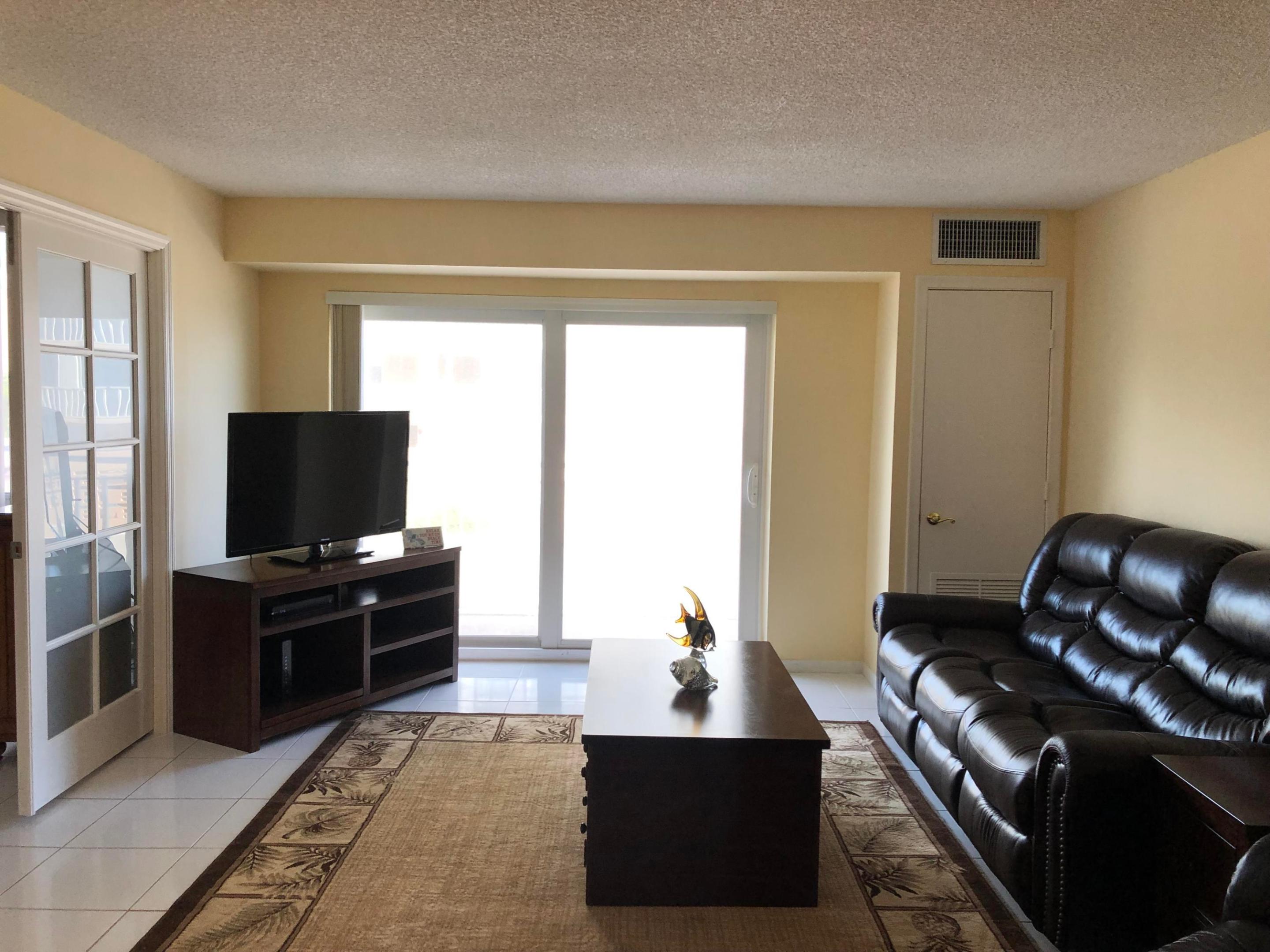 3215 S Ocean Boulevard 108 Property Photo 9