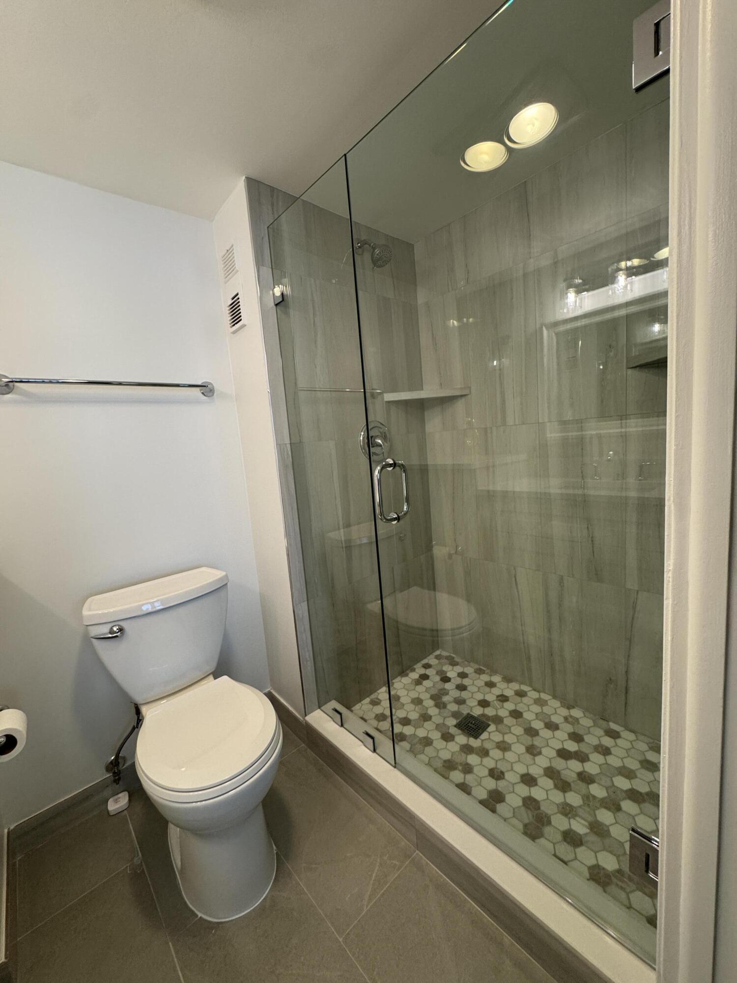 3215 S Ocean Boulevard 108 Property Photo 17