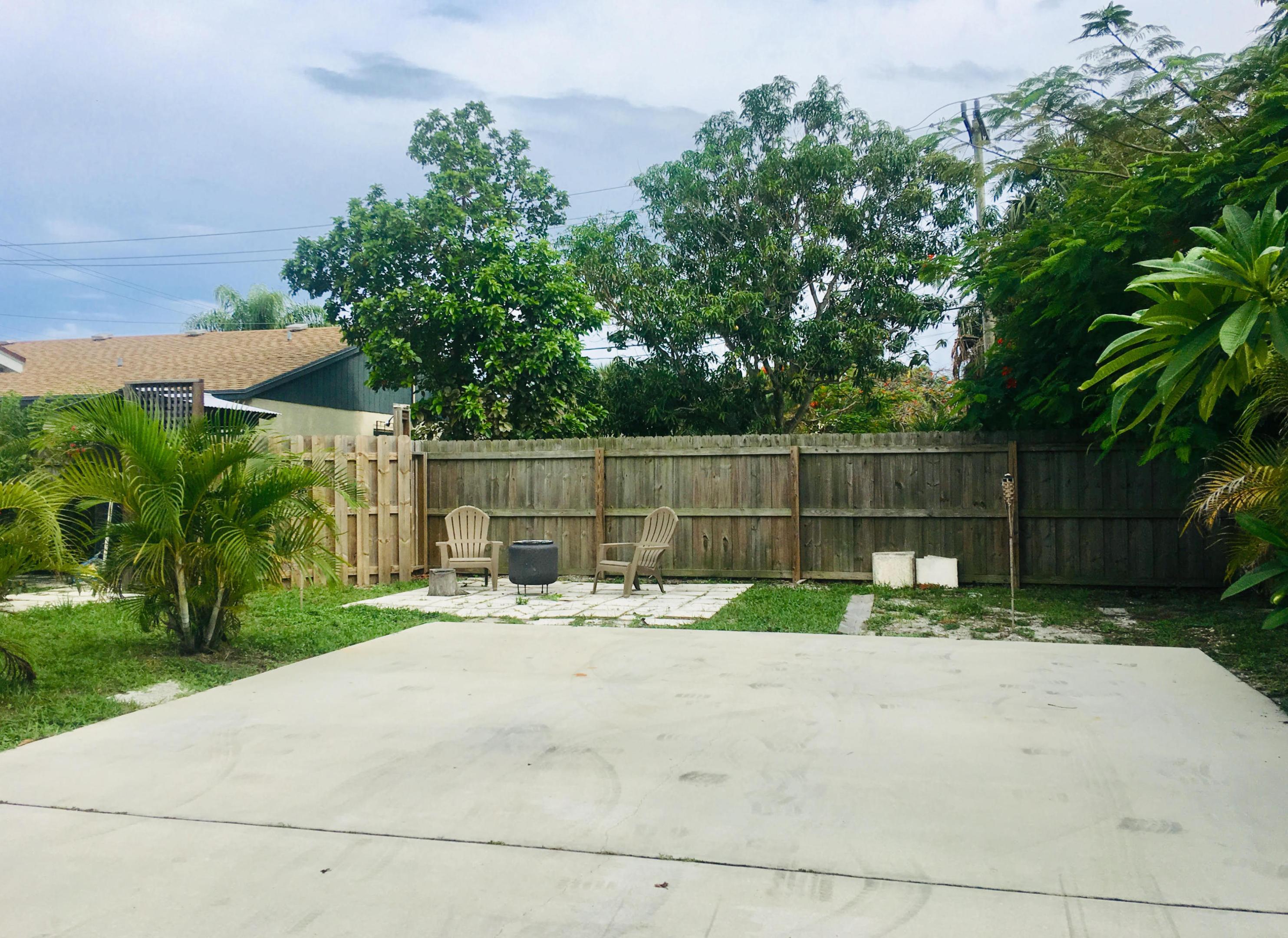 400 47th Street Property Photo 13