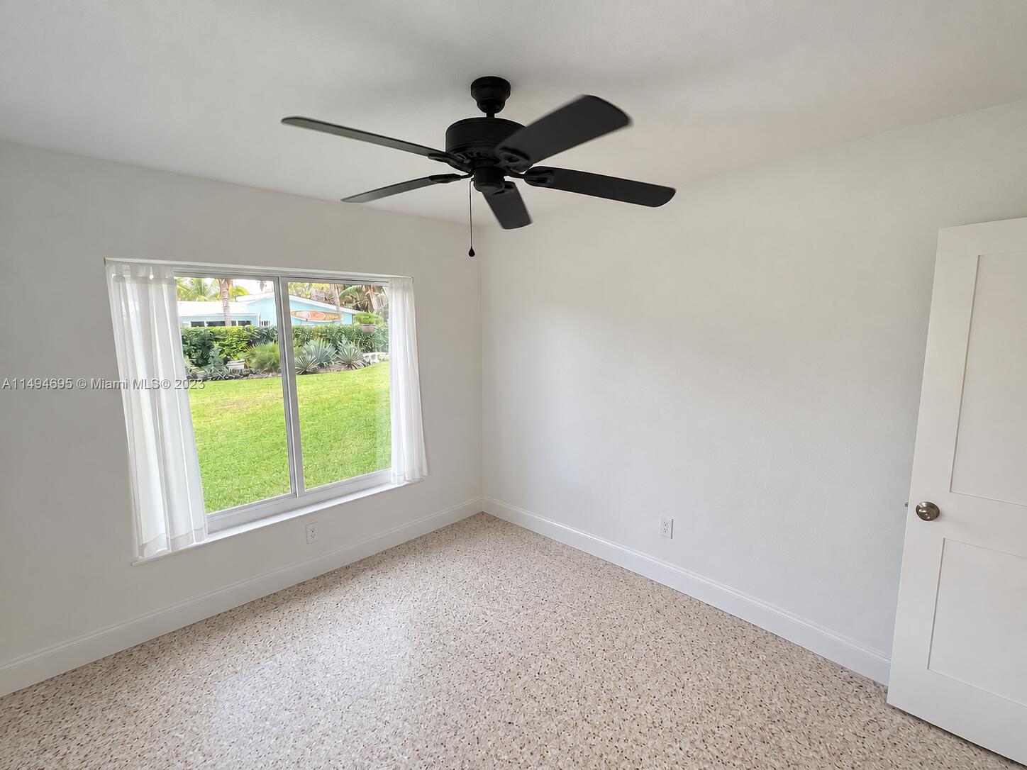 330 Cascade Lane Property Photo 12