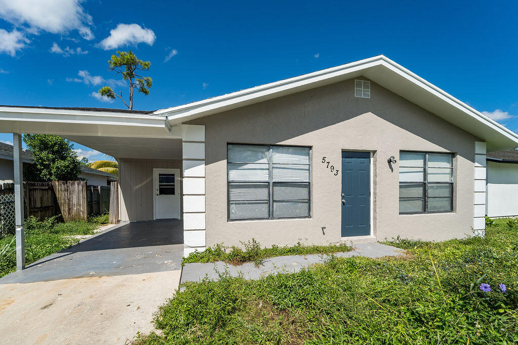 5793 Kumquat Road Property Photo 1