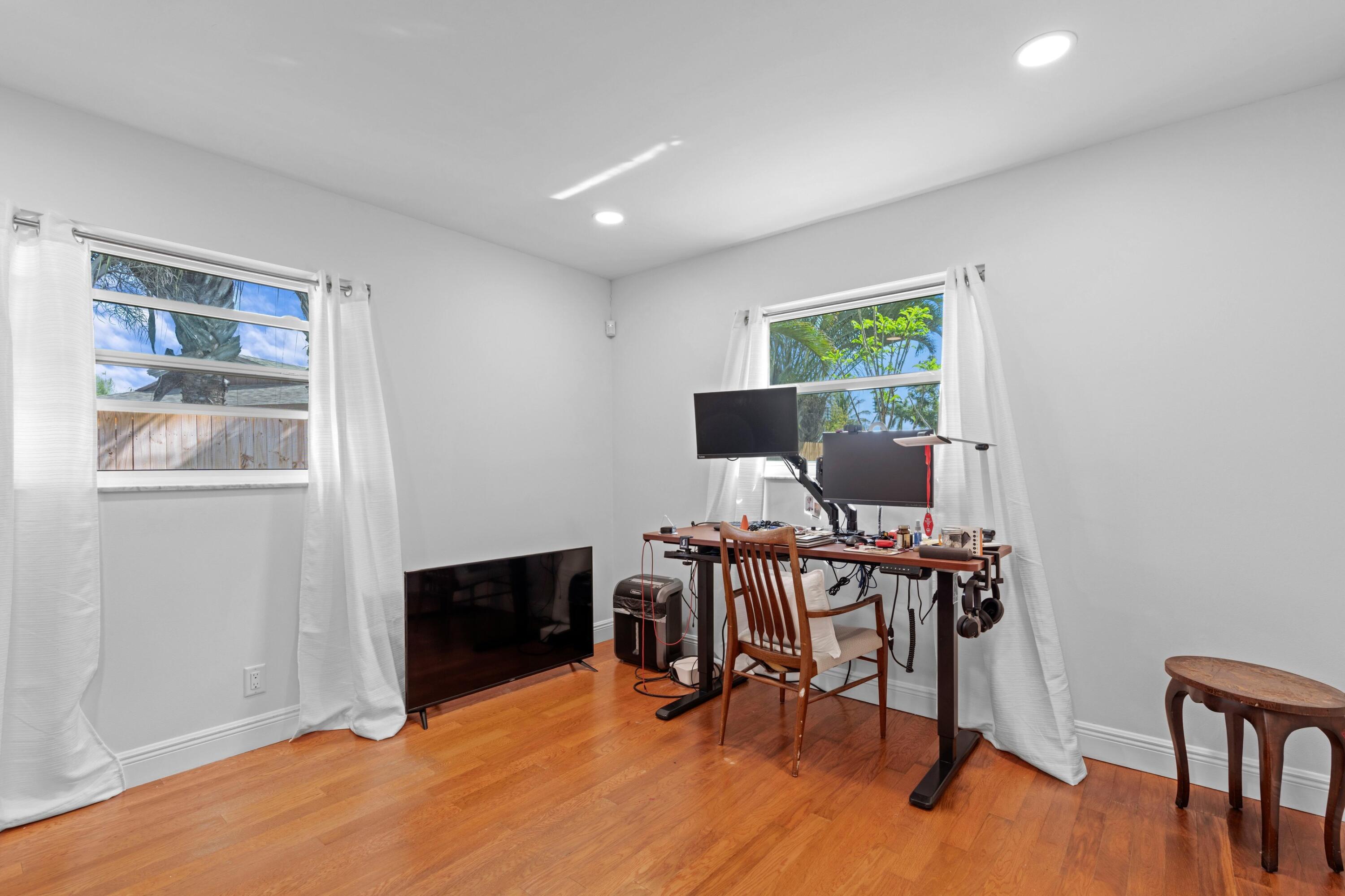324 Sandpiper Avenue Property Photo 26