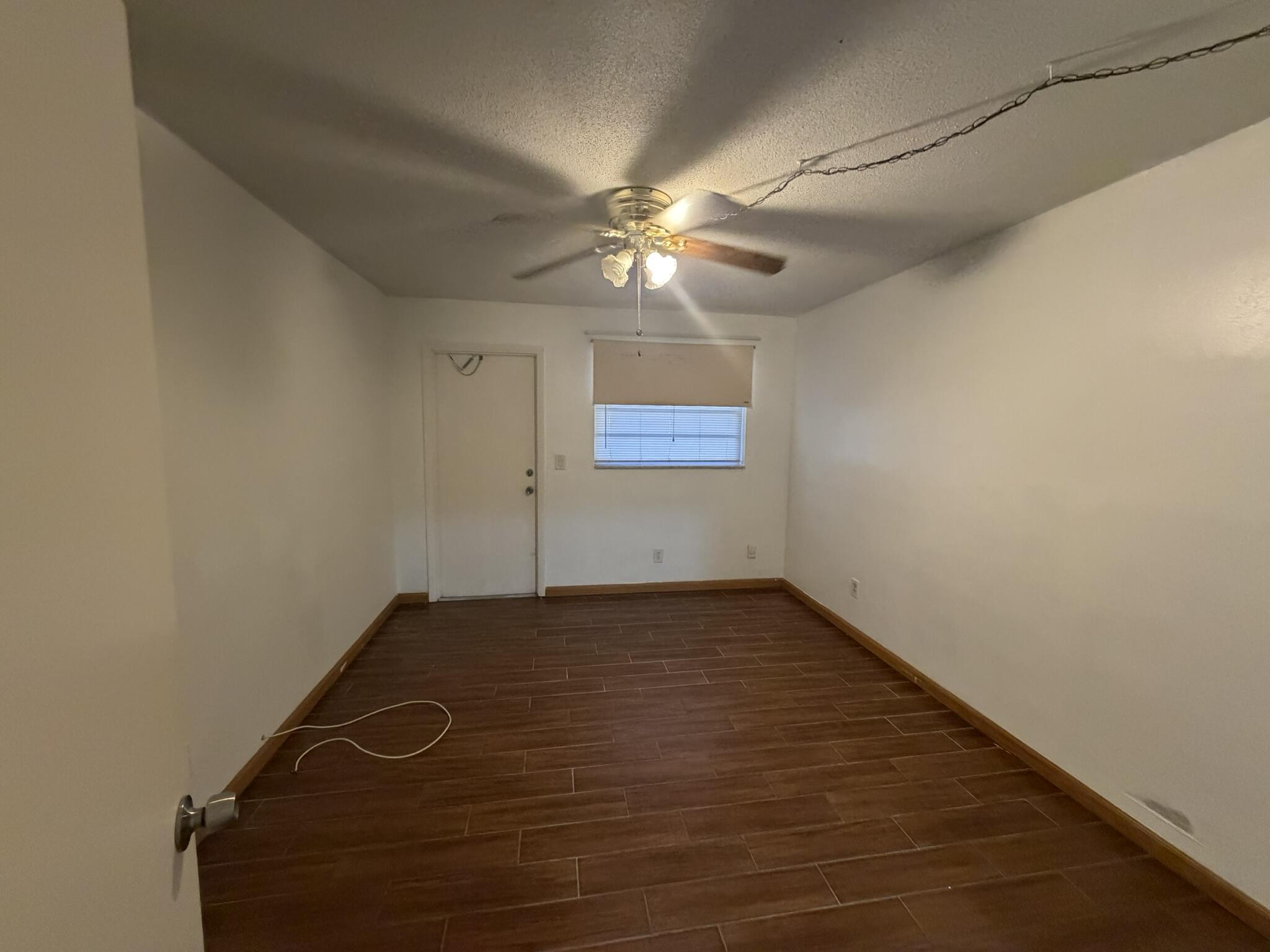 900 Tallwood Avenue 107 Property Photo 9