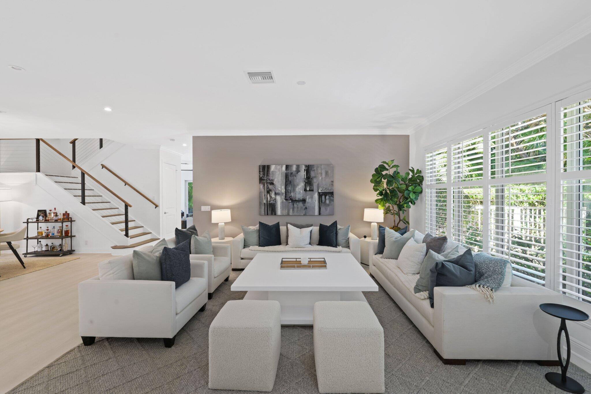 391 E Boca Raton Road Property Photo 12