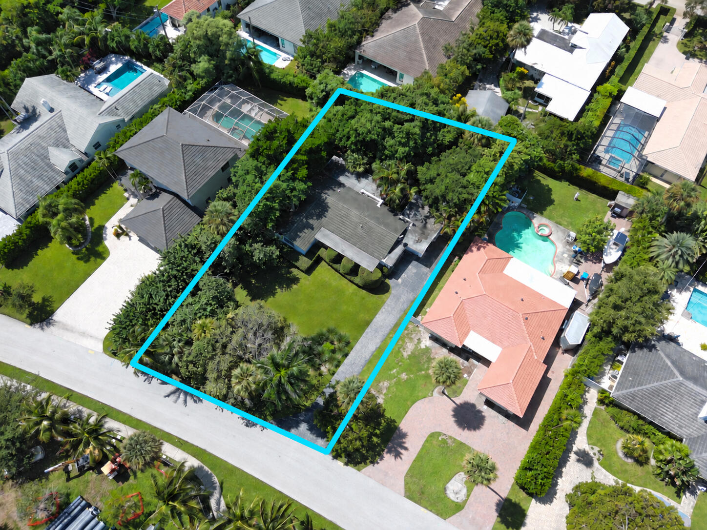 417 Se Atlantic Drive Property Photo 4