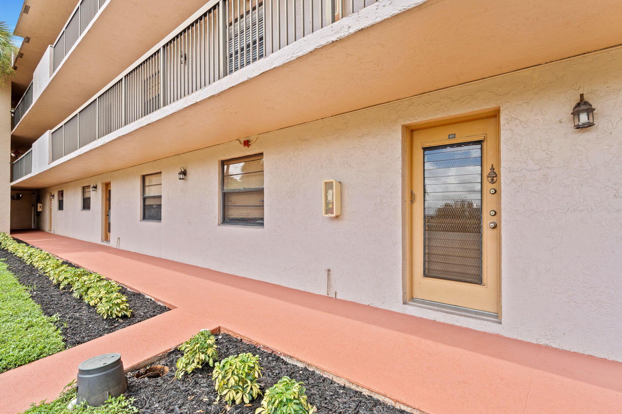 6085 N Sabal Palm Boulevard 107 Property Photo 1