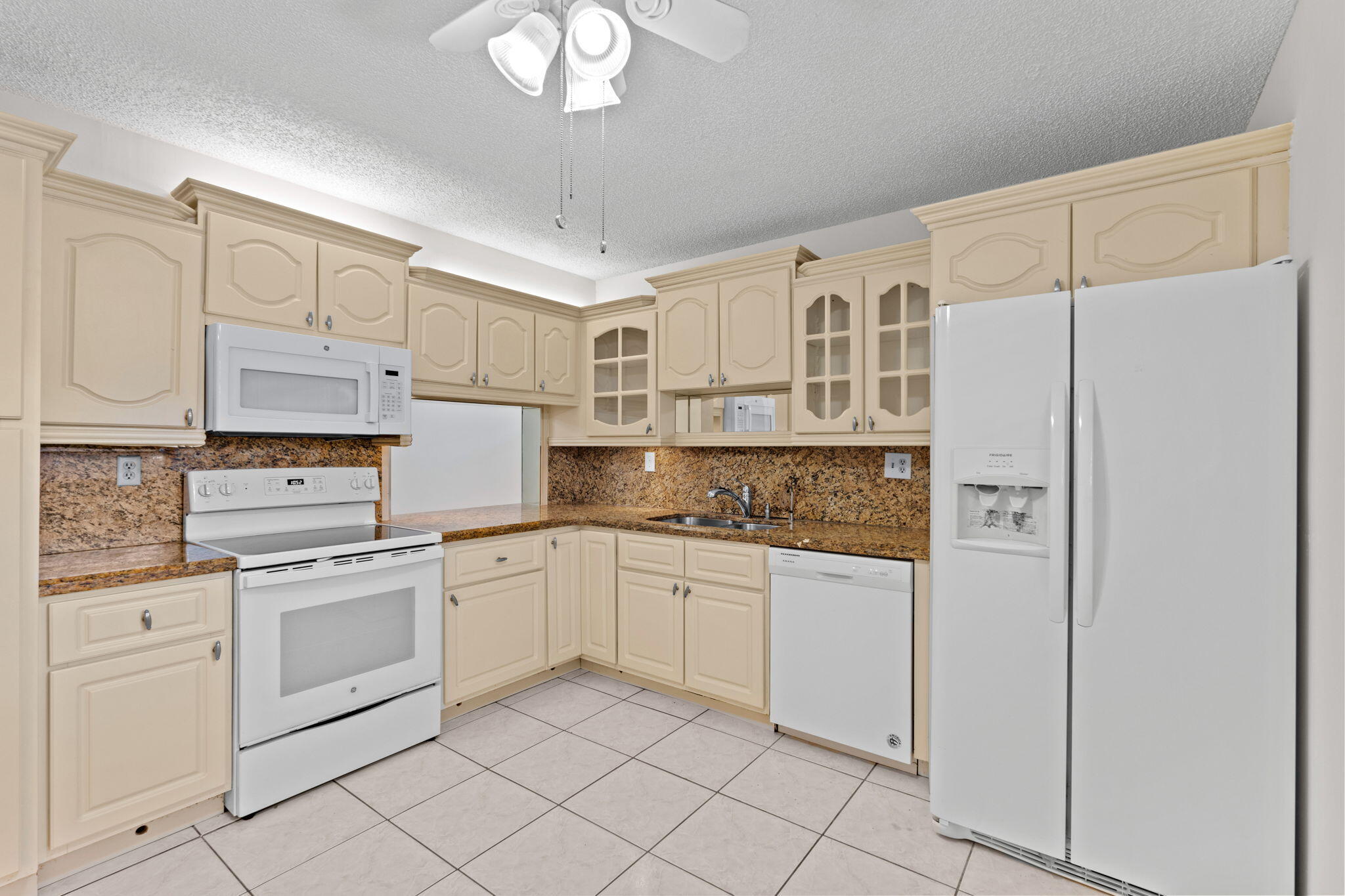 6085 N Sabal Palm Boulevard 107 Property Photo 13