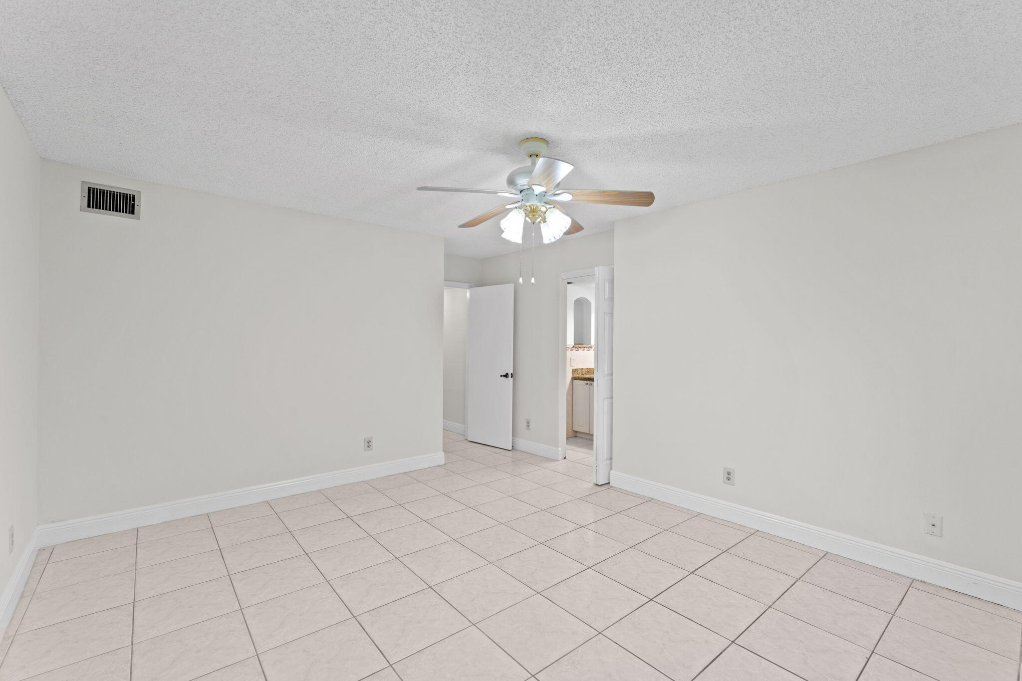 6085 N Sabal Palm Boulevard 107 Property Photo 26