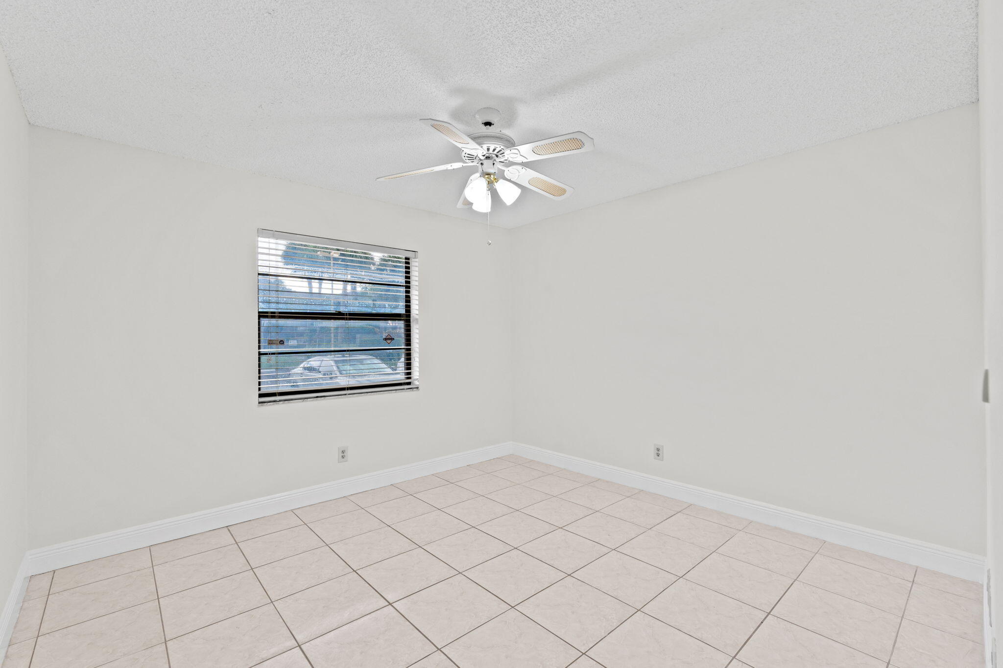 6085 N Sabal Palm Boulevard 107 Property Photo 27