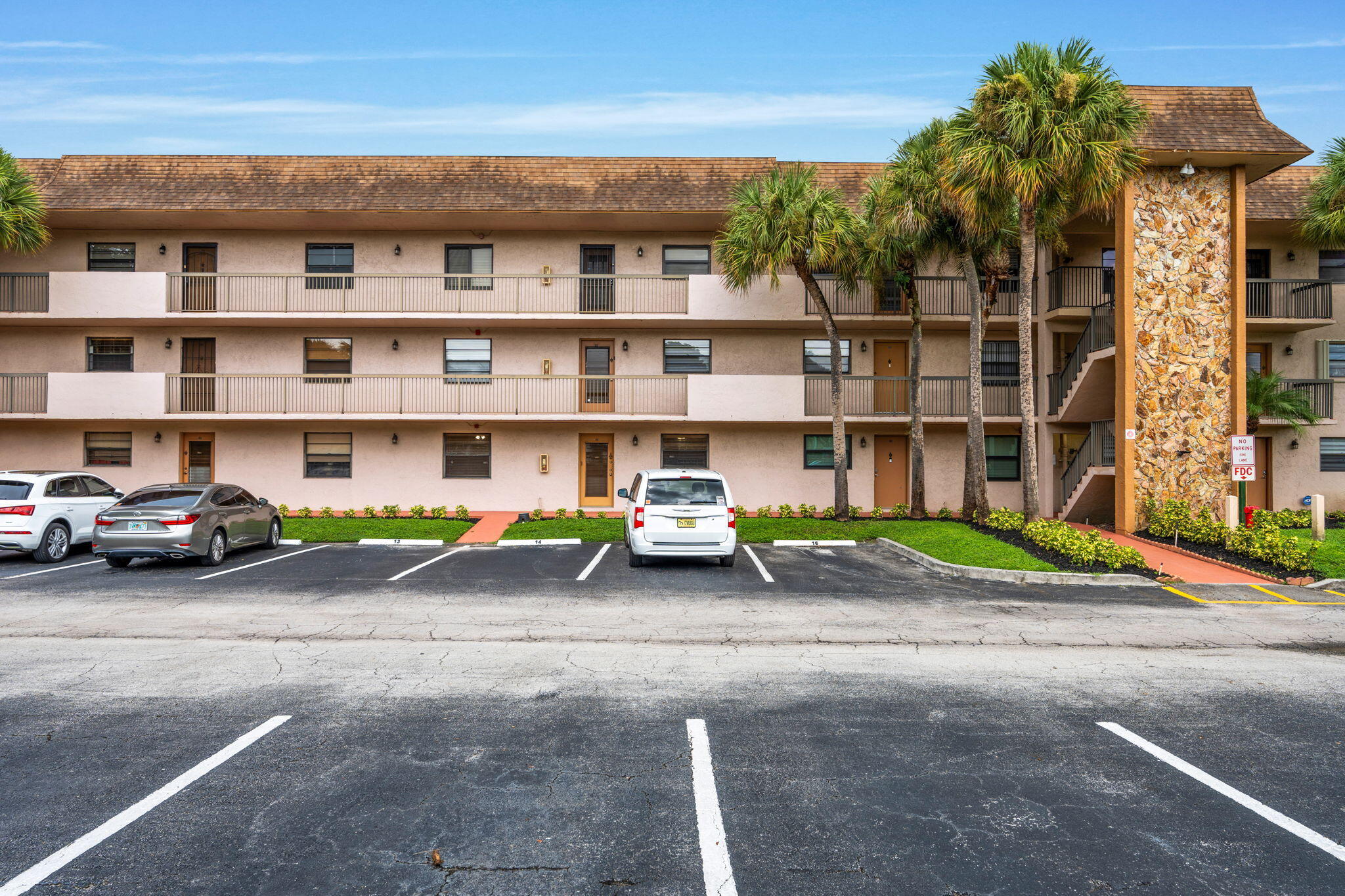 6085 N Sabal Palm Boulevard 107 Property Photo 42
