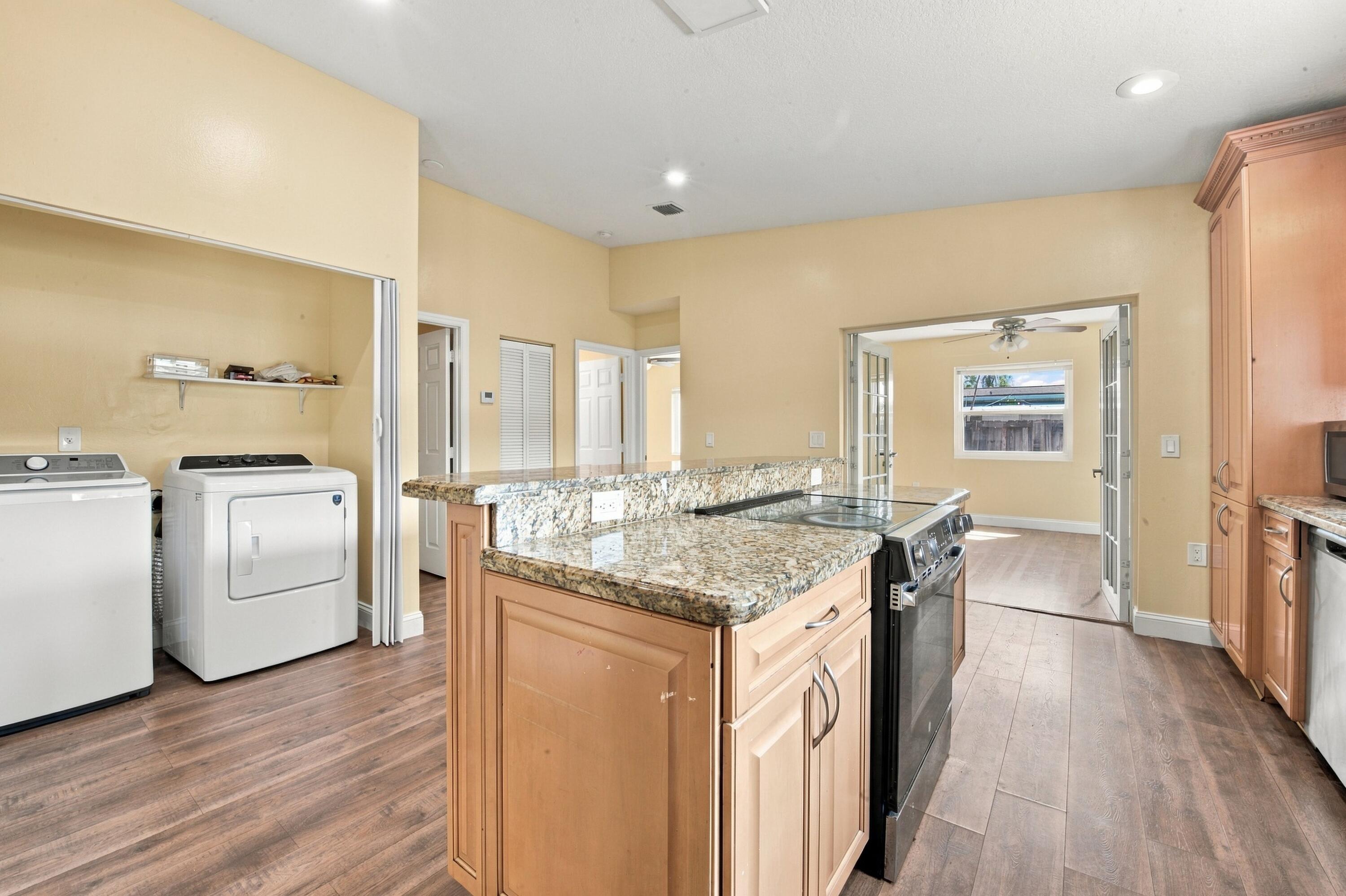 6824 Sw 5th Street Property Photo 6