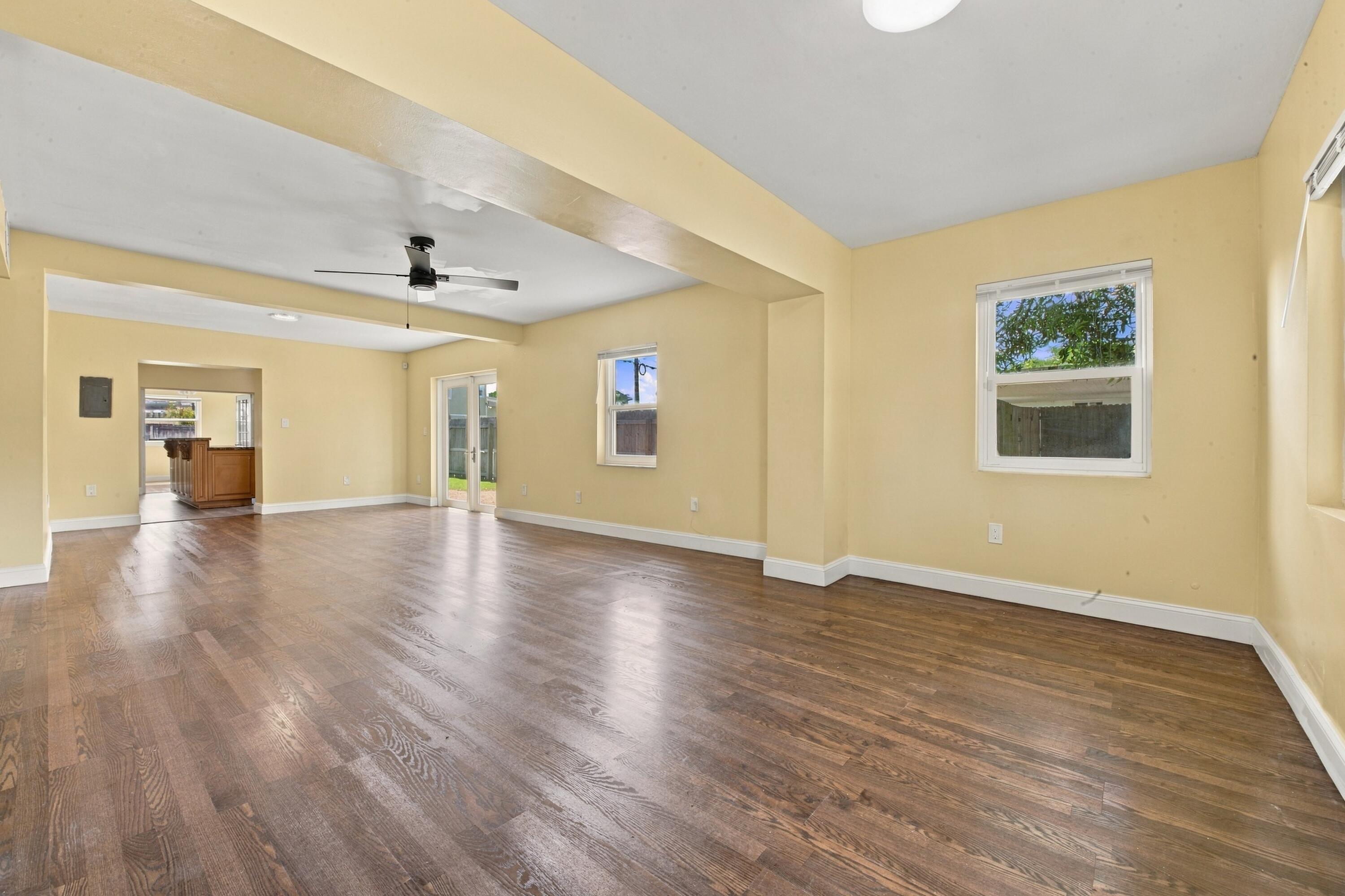 6824 Sw 5th Street Property Photo 7