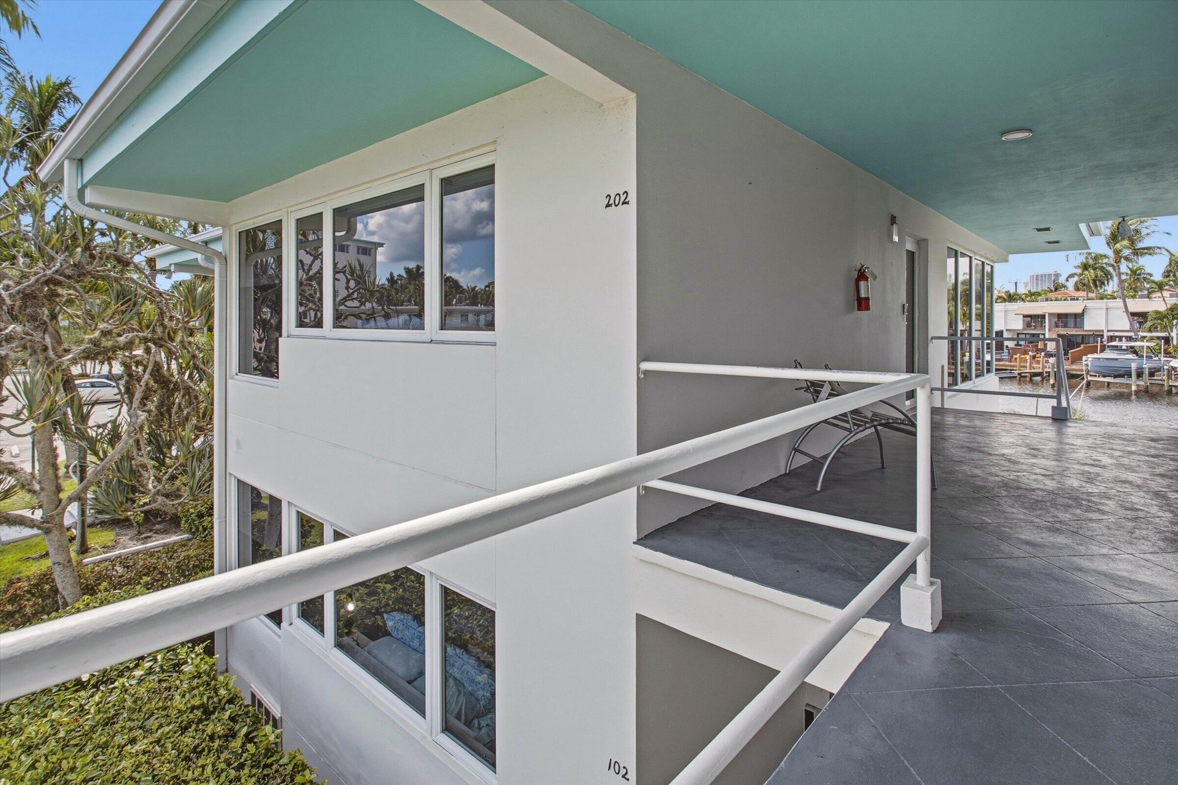 180 Isle Of Venice Drive 102 Property Photo 38