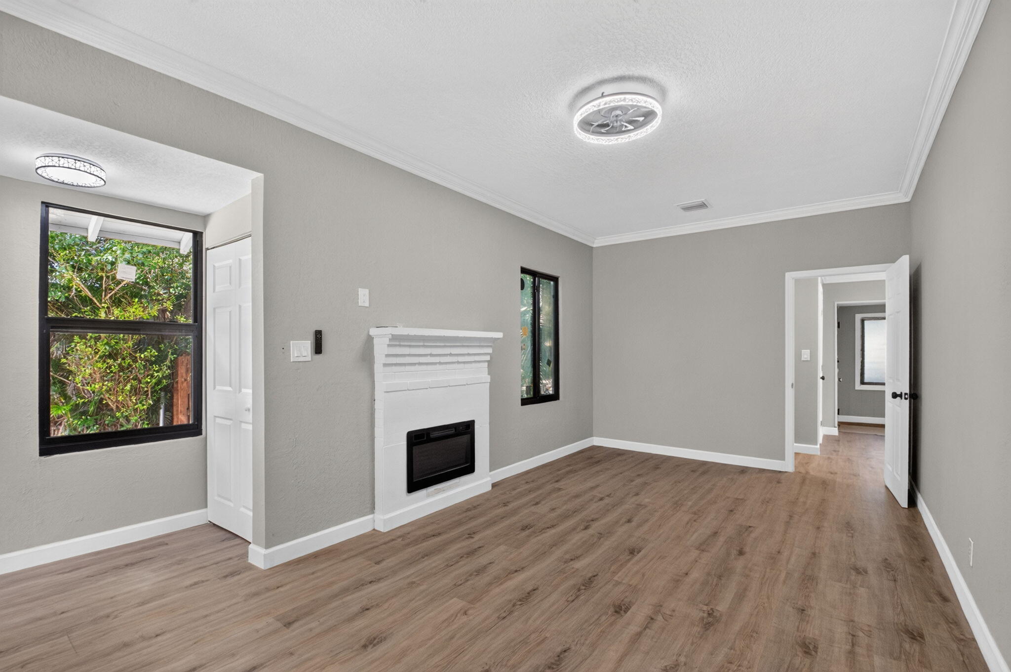 516 48th Street Property Photo 1