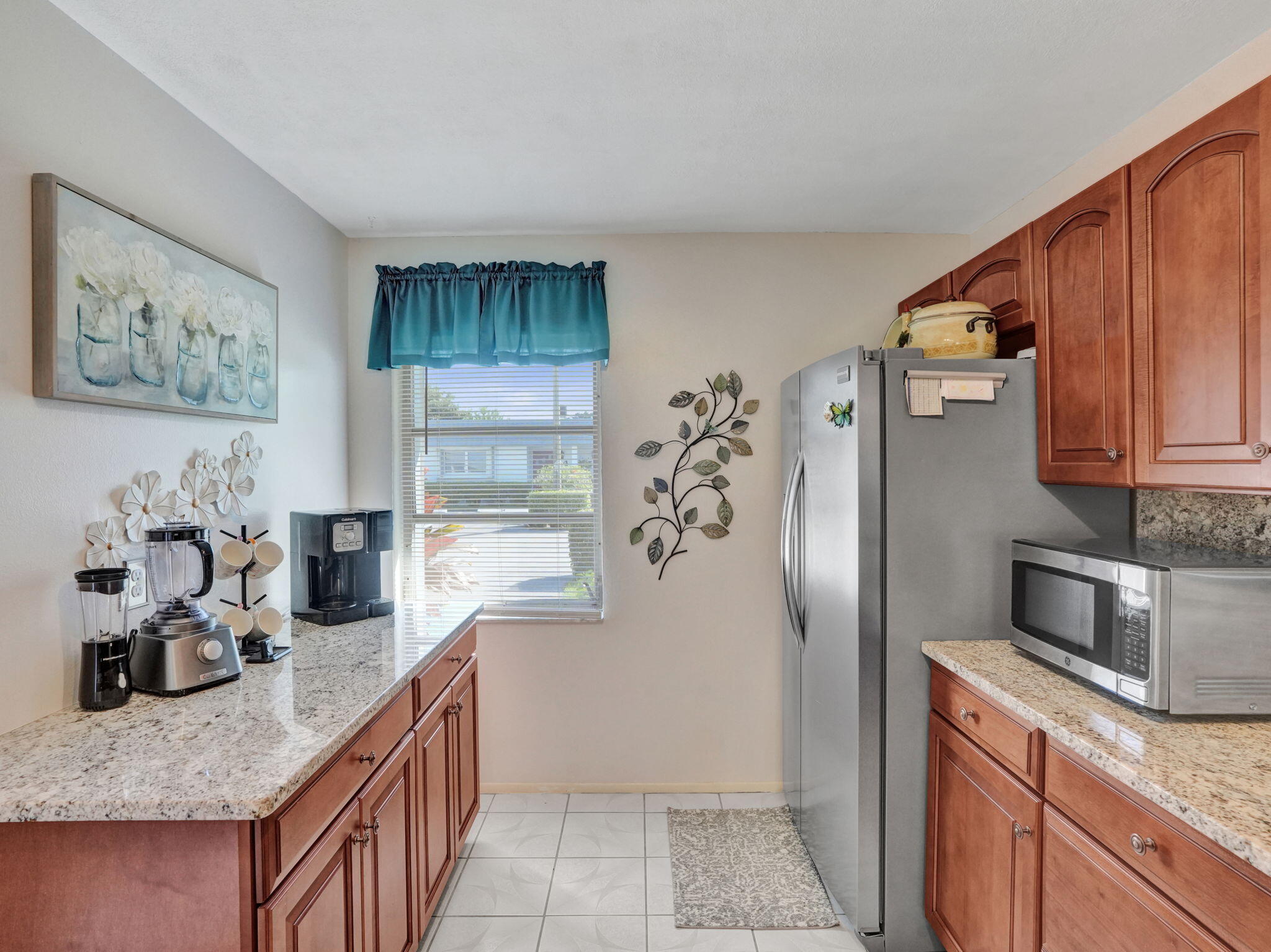 2886 Fernley Drive E 48 Property Photo 11