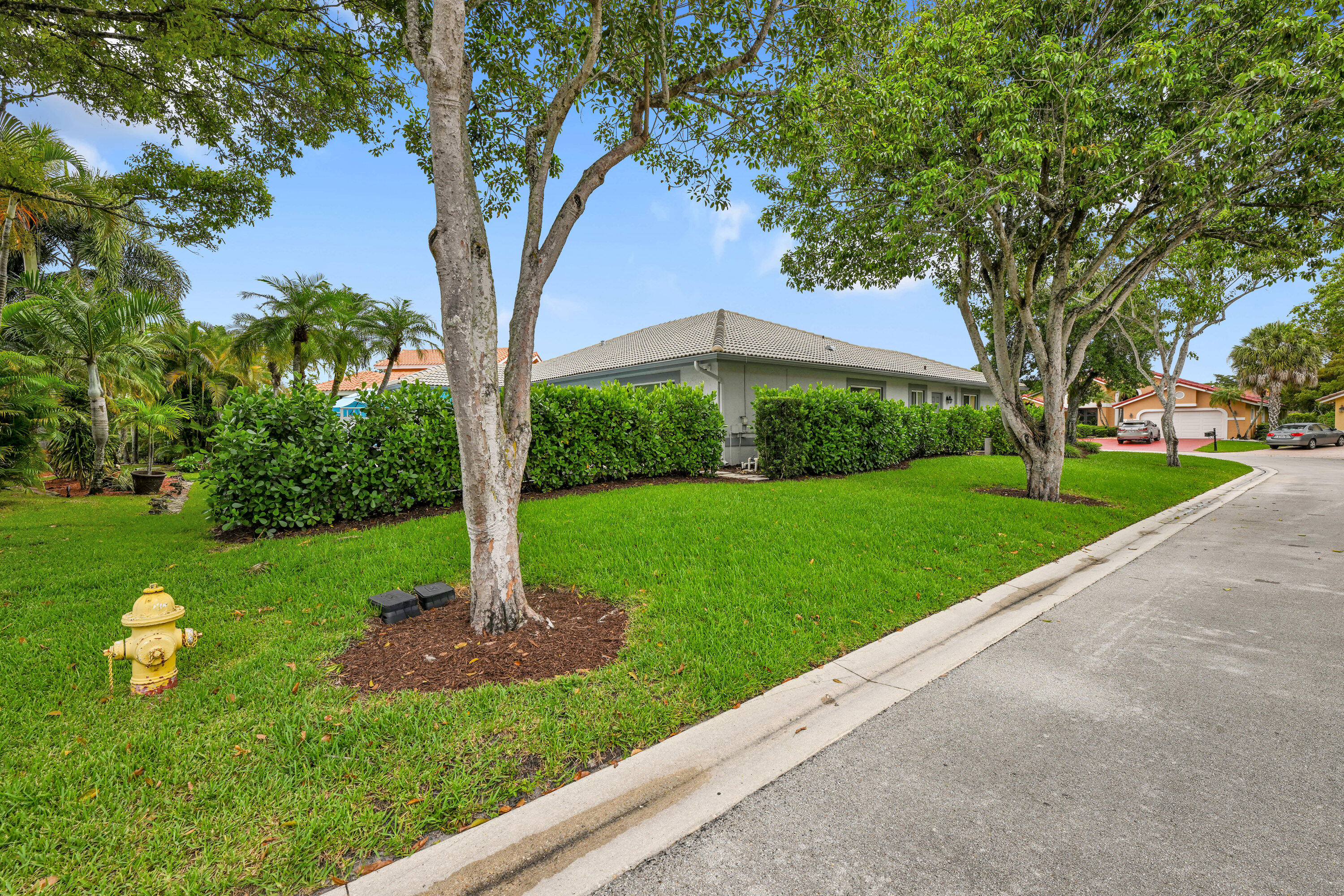 2100 Oakmont Terrace Property Photo 19