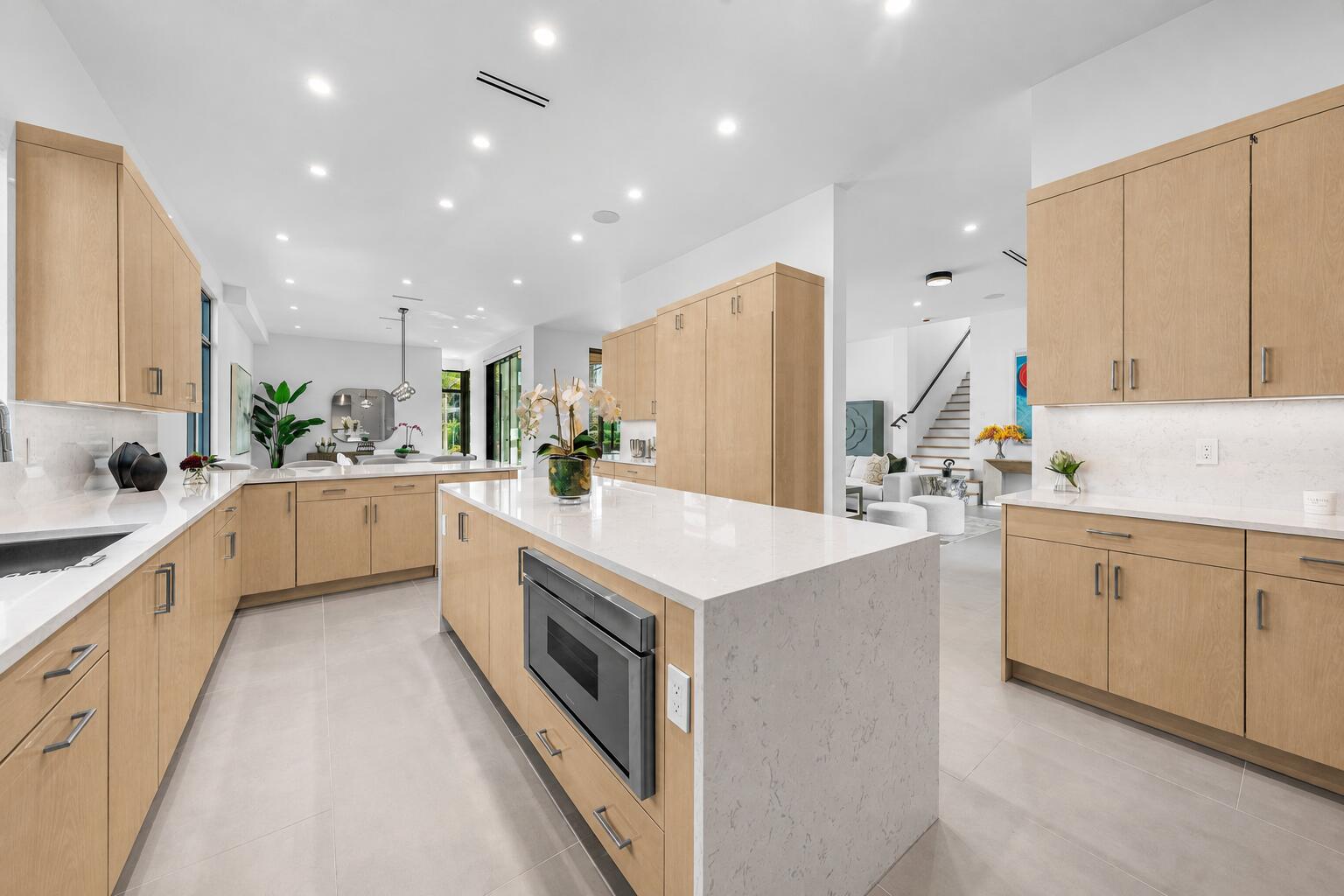 16717 Mosaic Place Property Photo 7