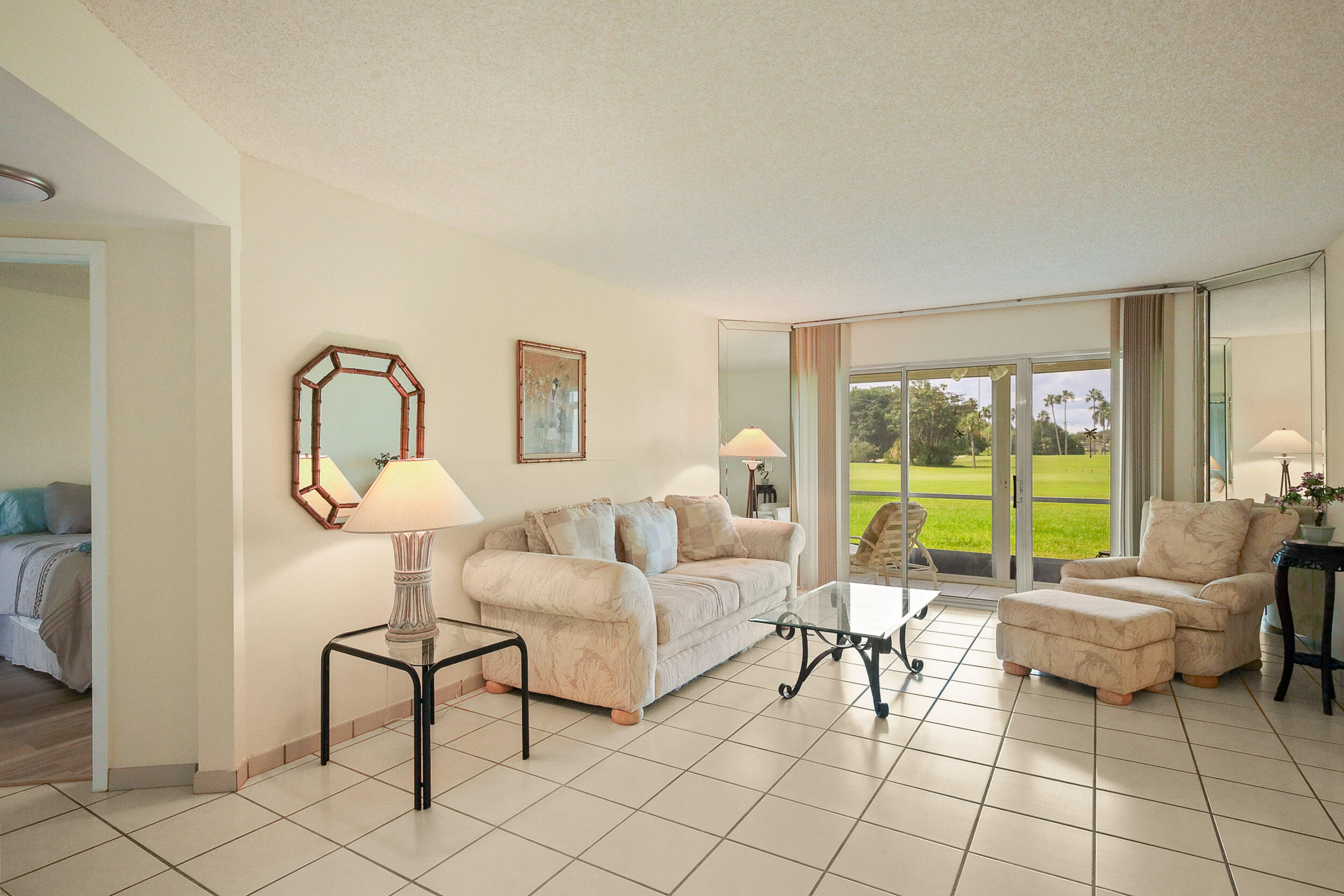 3951 Via Poinciana 114 Property Photo 2