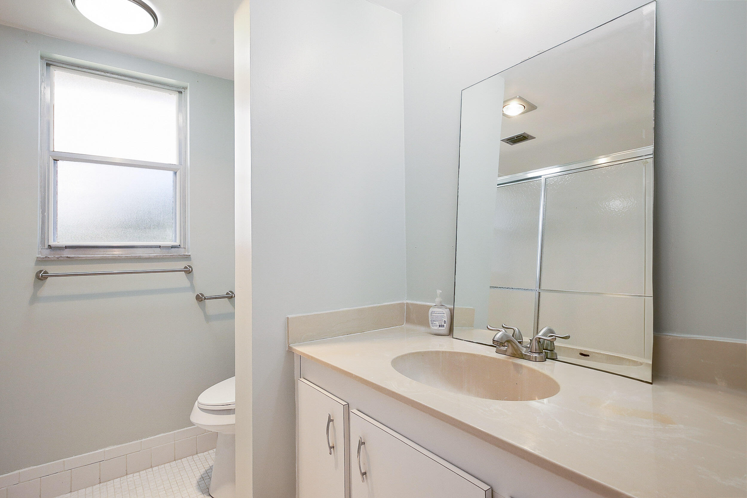 3951 Via Poinciana 114 Property Photo 10