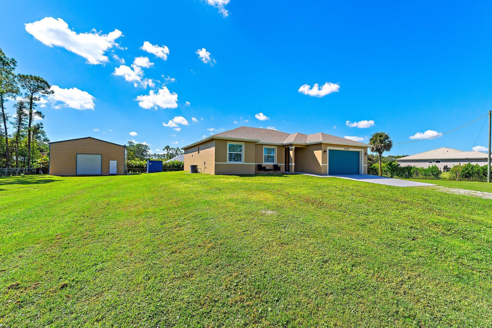 12938 69th Street N Property Photo 1