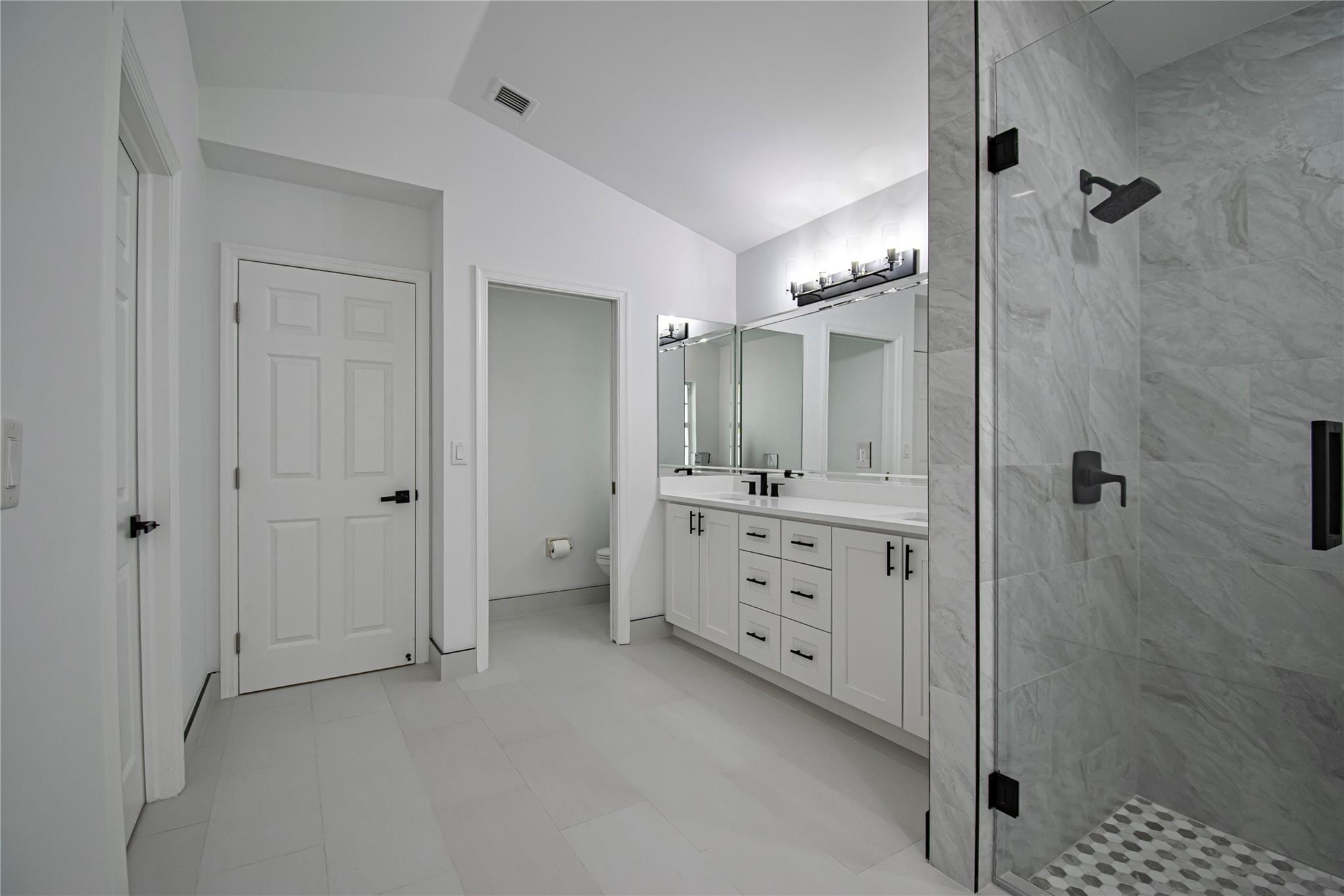 10400 Milburn Lane Property Photo 35
