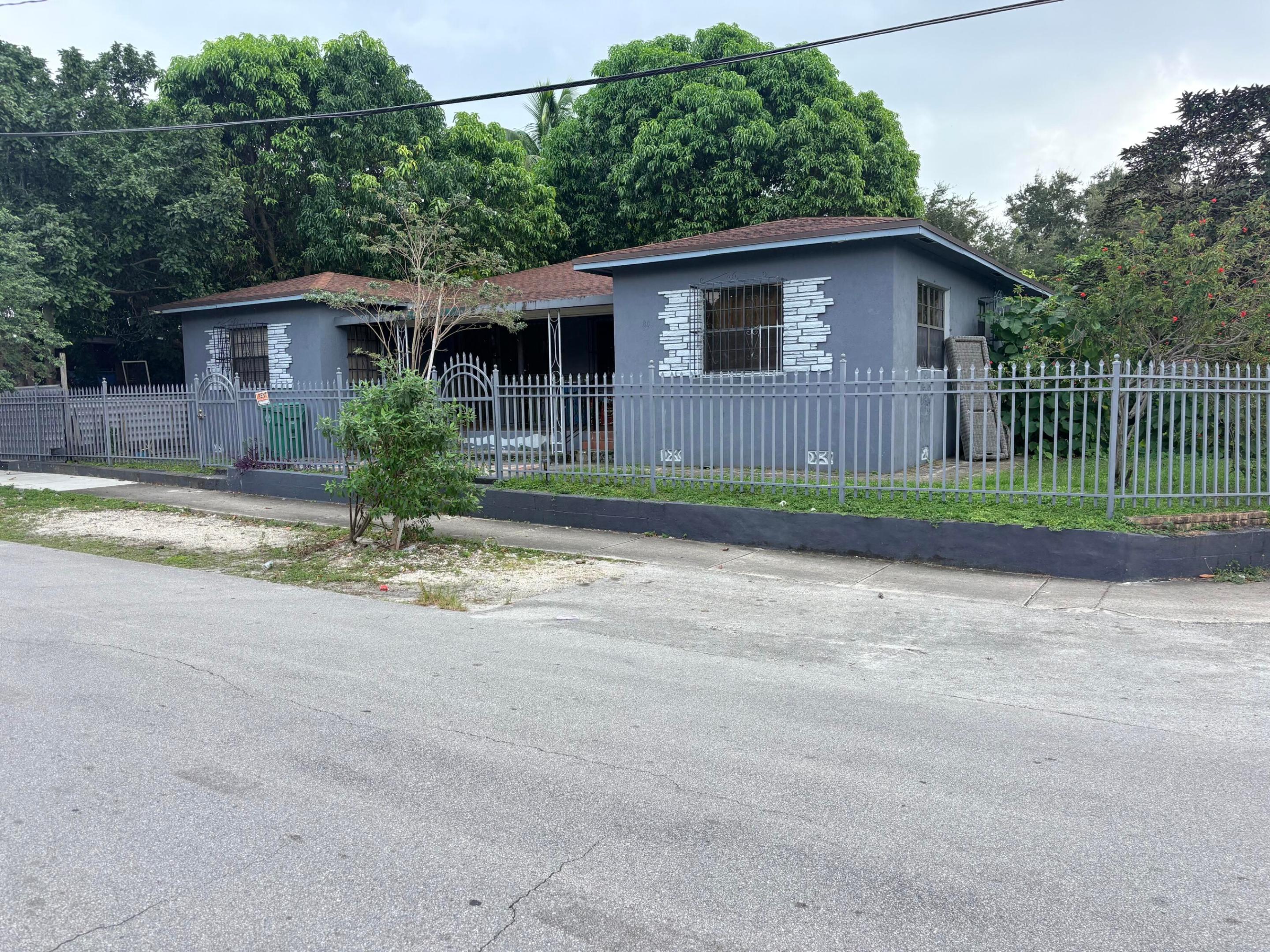 80 Ne 68th Street Property Photo 2