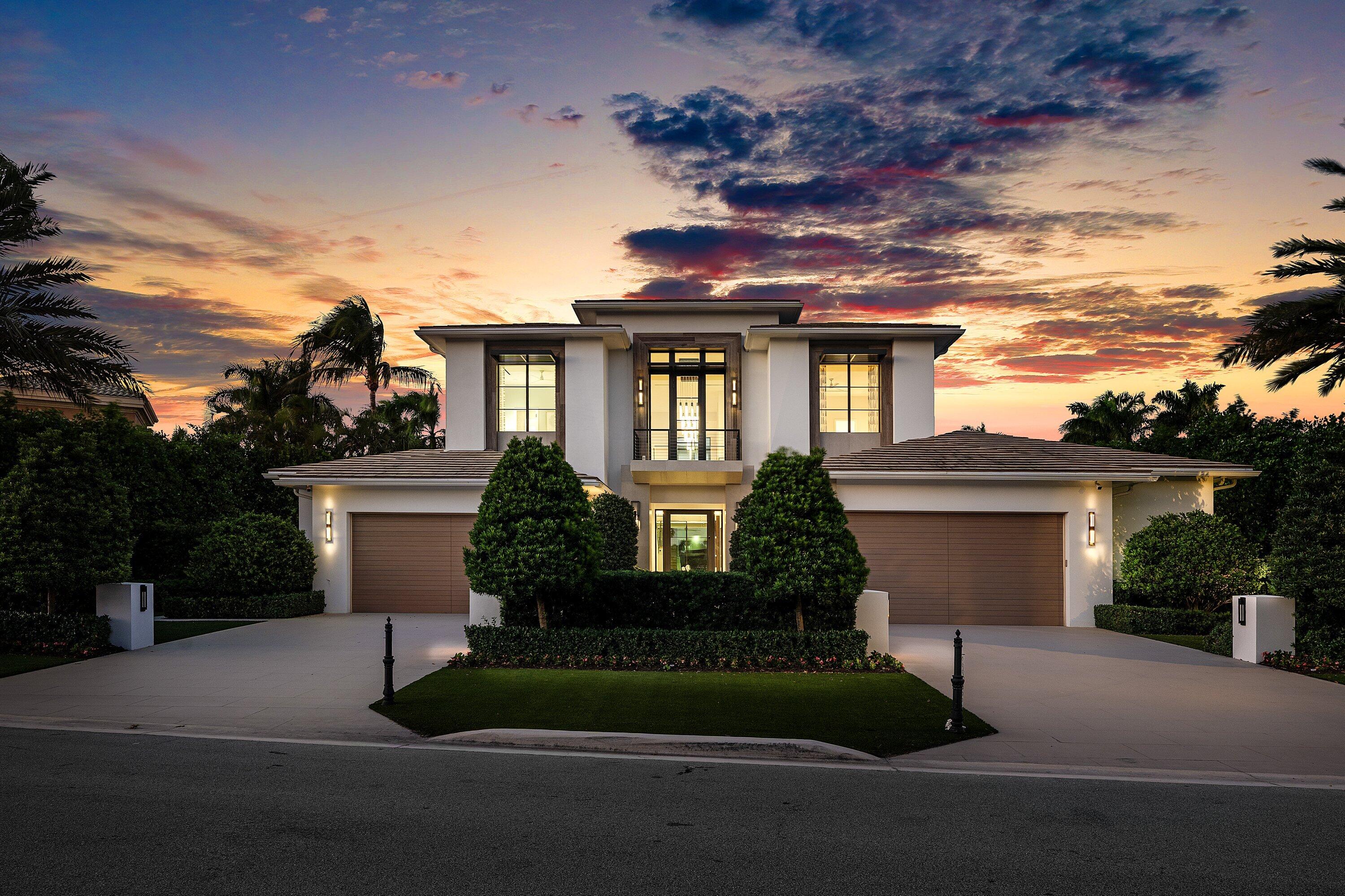 471 ROYAL PALM Way Property Photo 1