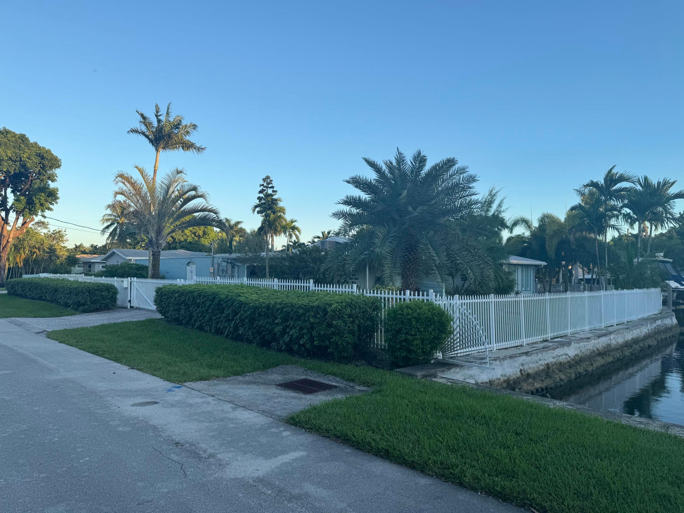 1744 W Las Olas Boulevard Property Photo 5