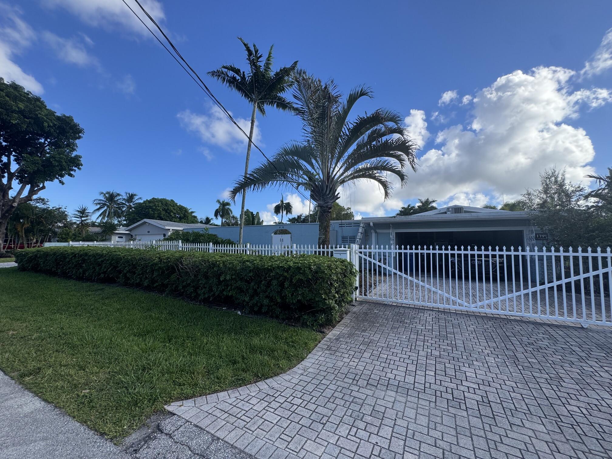 1744 W Las Olas Boulevard Property Photo 19