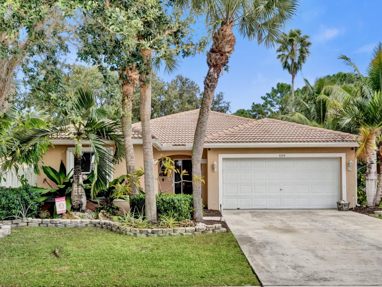 6214 SAND HILLS Circle