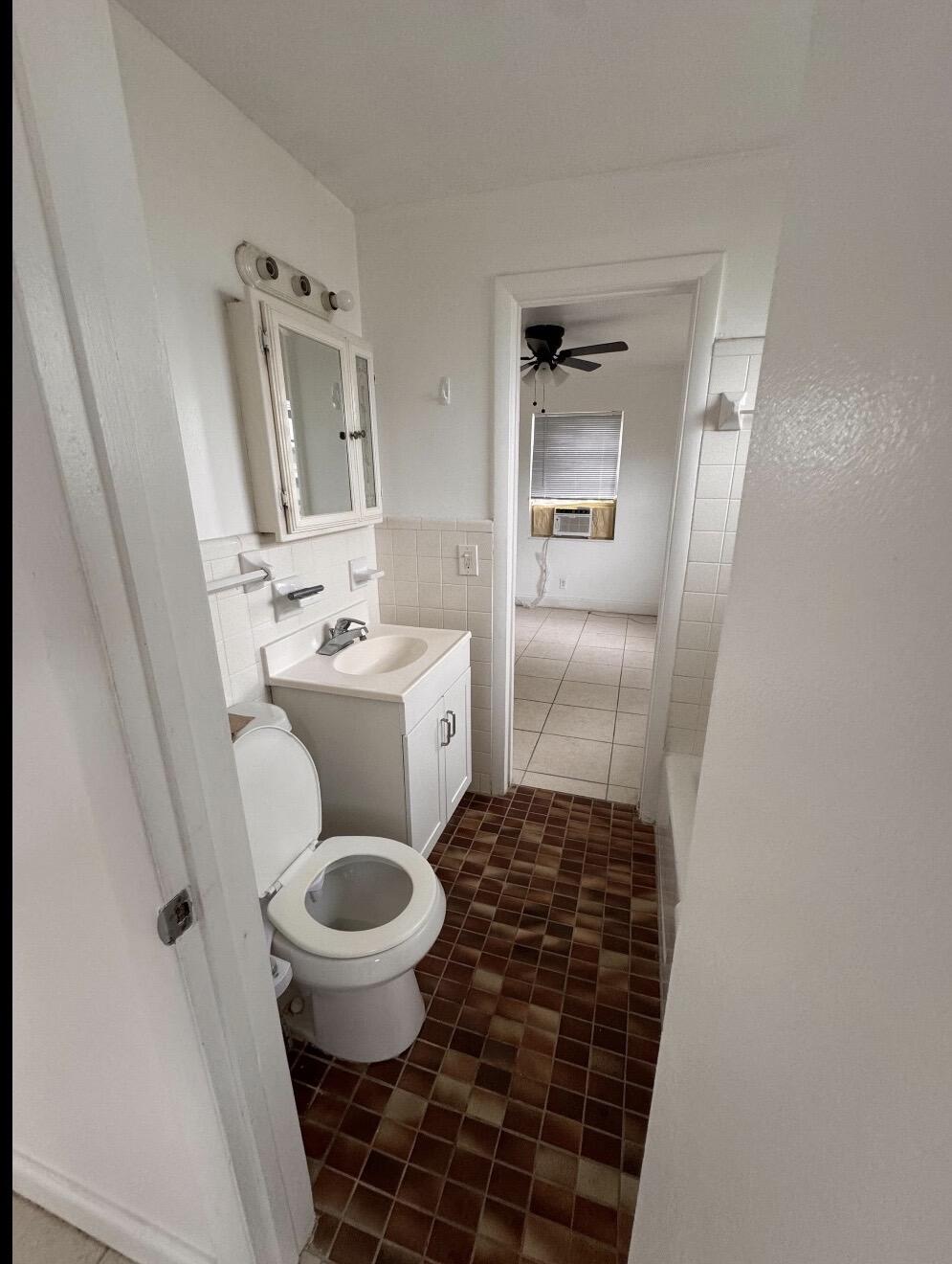 1978 Windsor Drive Property Photo 6
