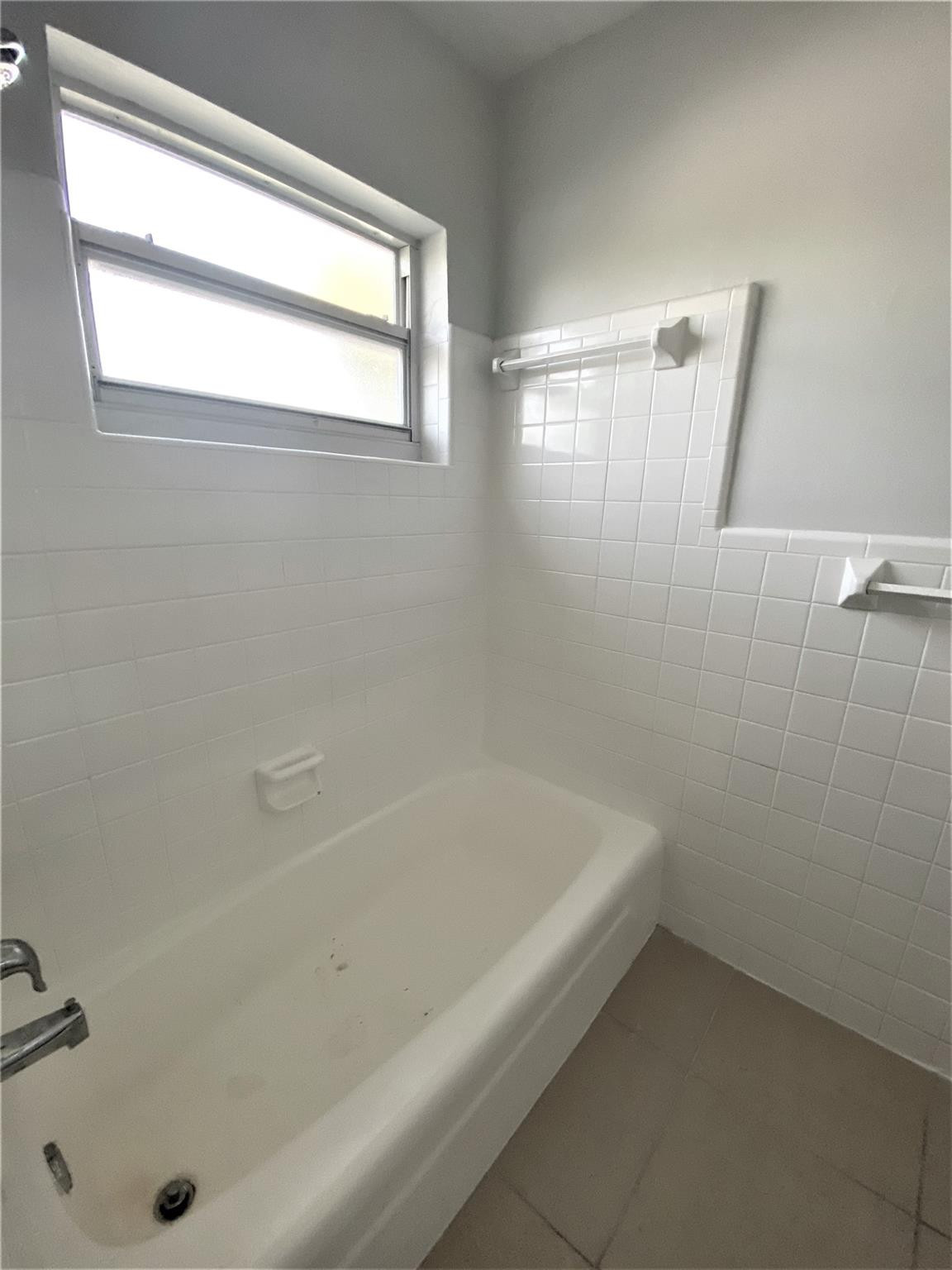 853 Se 4th Court 17 Property Photo 8