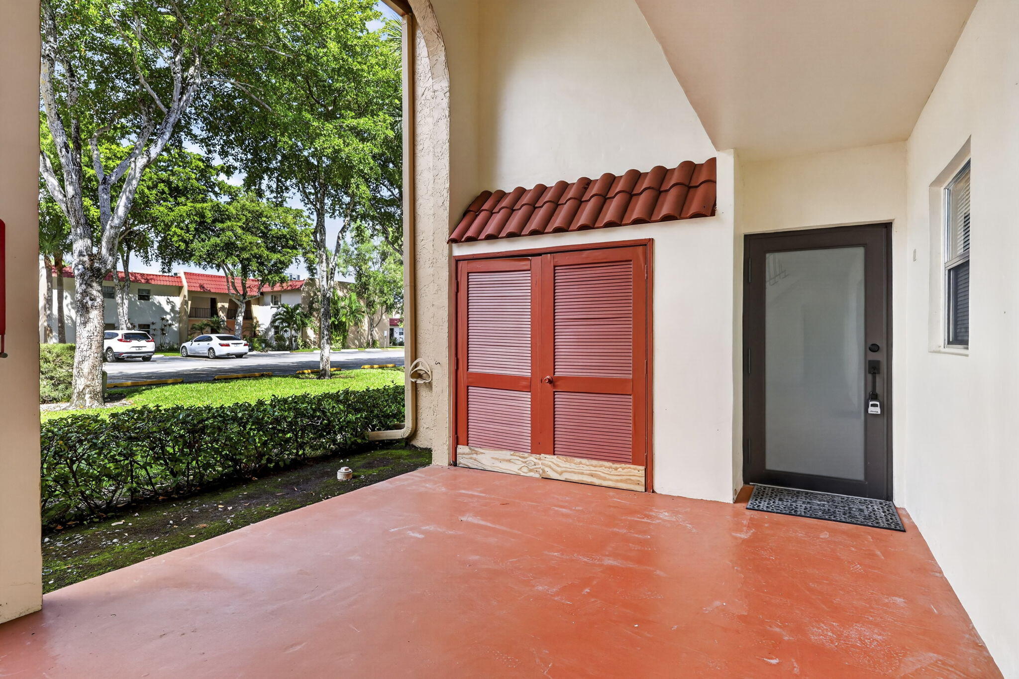 120 Lake Frances Drive Property Photo 2