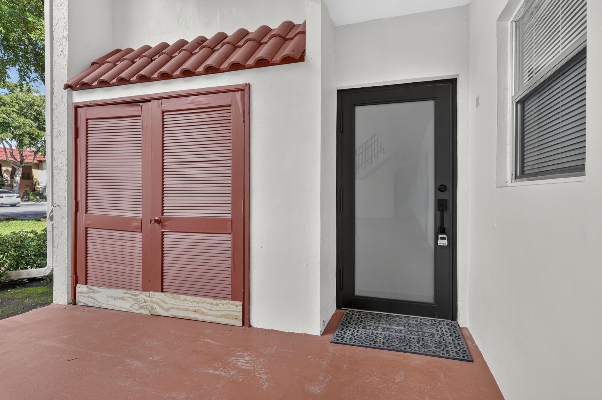 120 Lake Frances Drive Property Photo 4