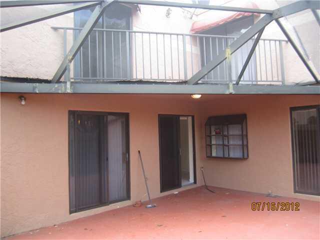 6125 Seven Springs Boulevard Property Photo 2