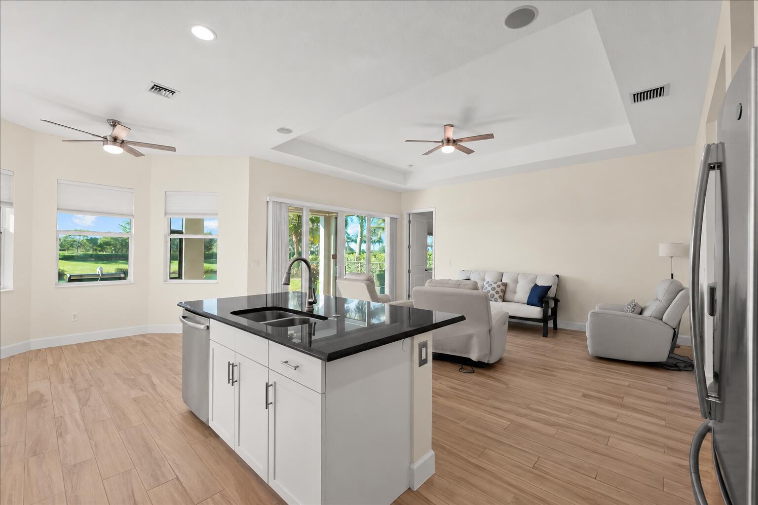 15976 Whippoorwill Circle Property Photo 7