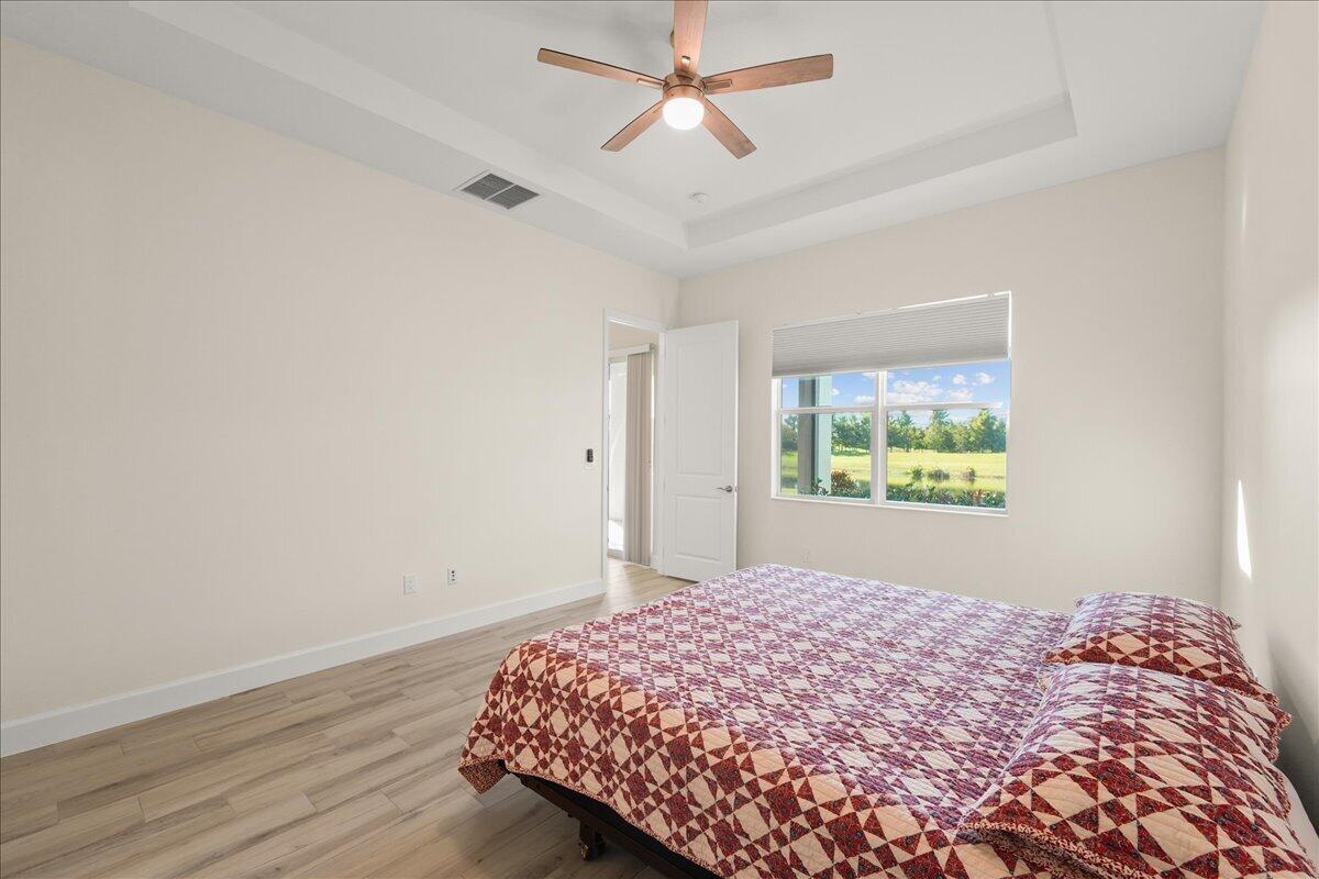 15976 Whippoorwill Circle Property Photo 17