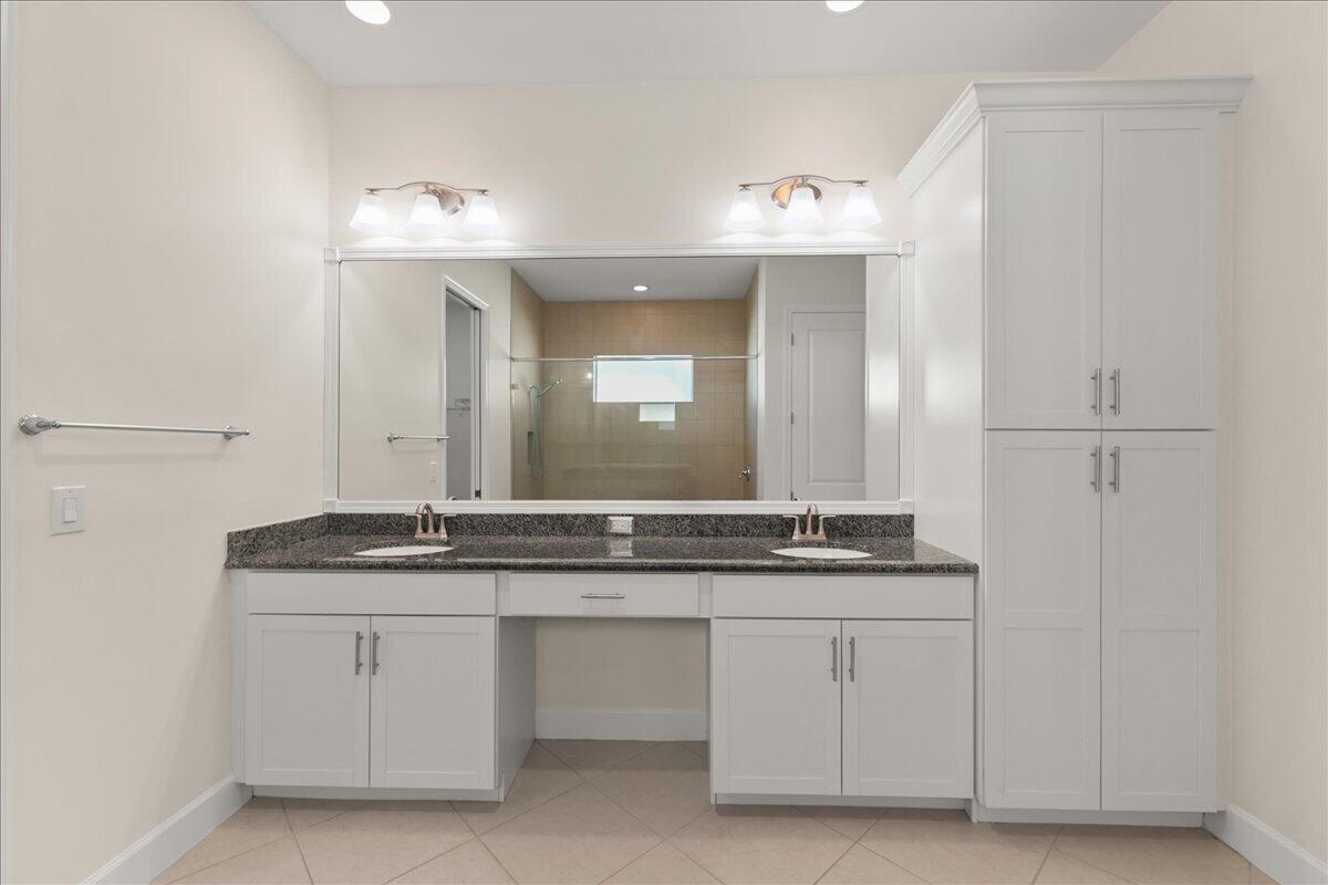 15976 Whippoorwill Circle Property Photo 19