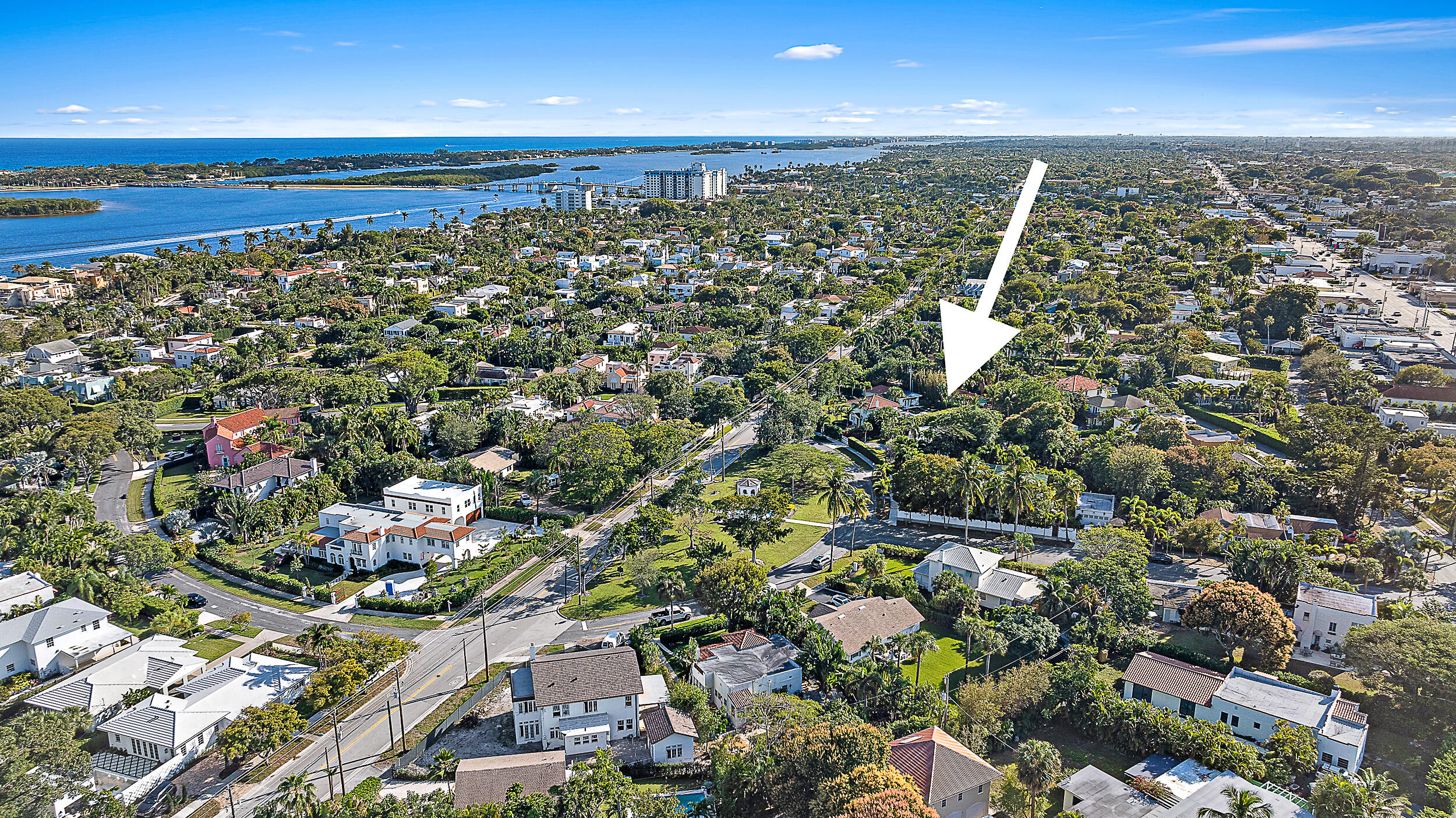308 Buckingham Road Property Photo 1