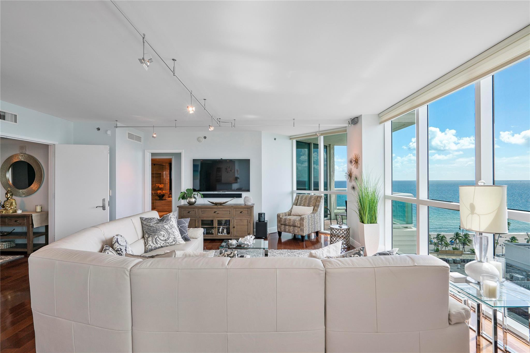 101 S Fort Lauderdale Beach Boulevard 1207 Property Photo 3