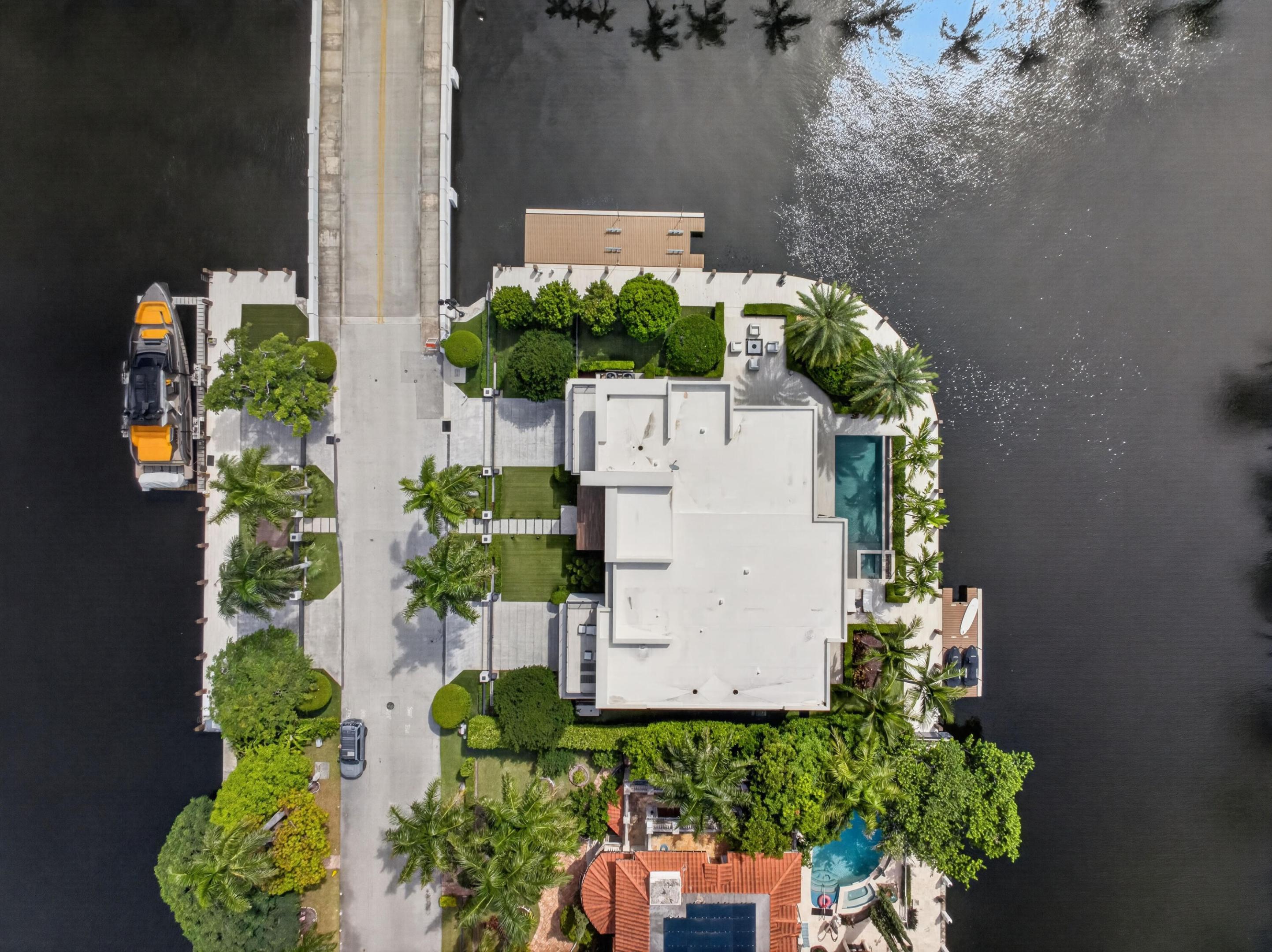 1 Royal Palm Drive Property Photo 8