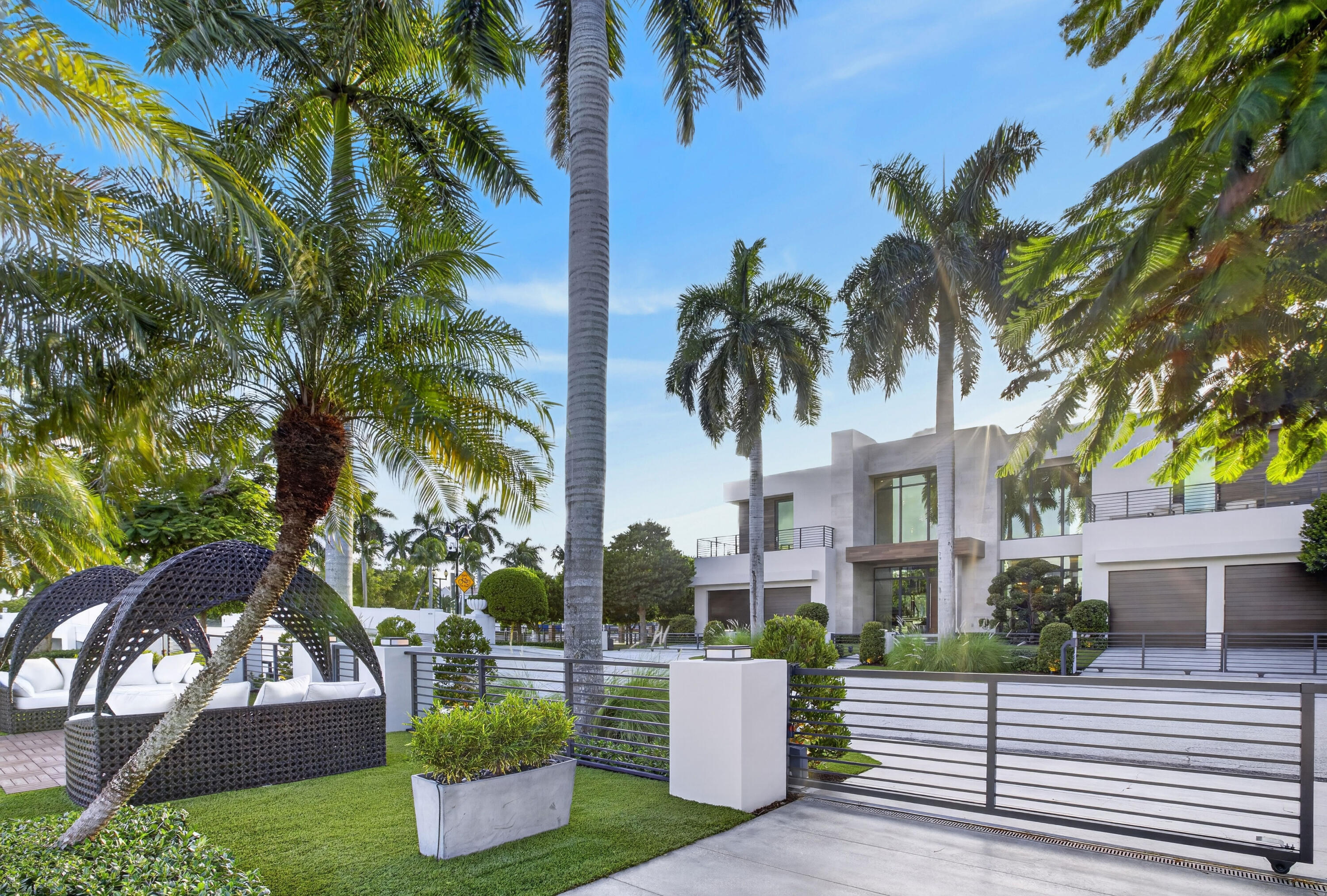 1 Royal Palm Drive Property Photo 12
