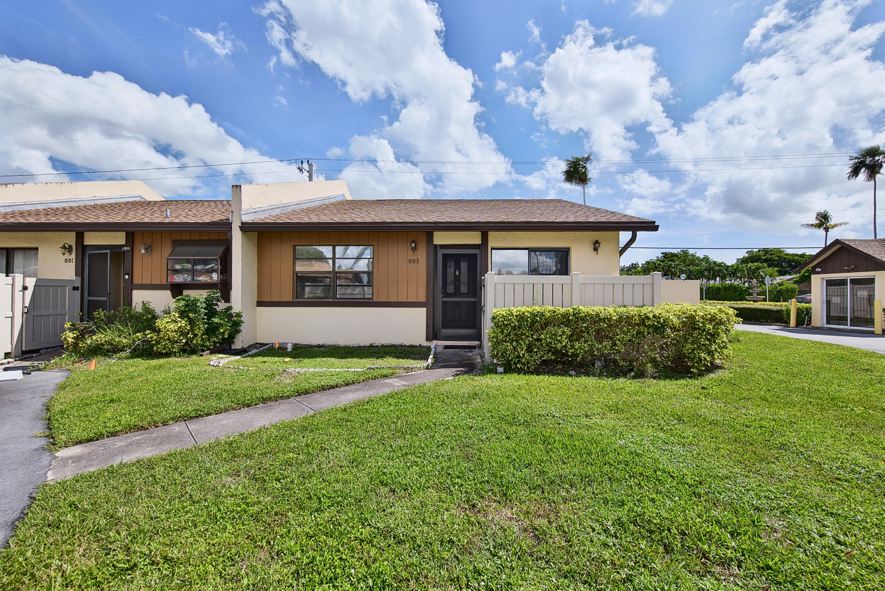 803 Banks Road Property Photo 1