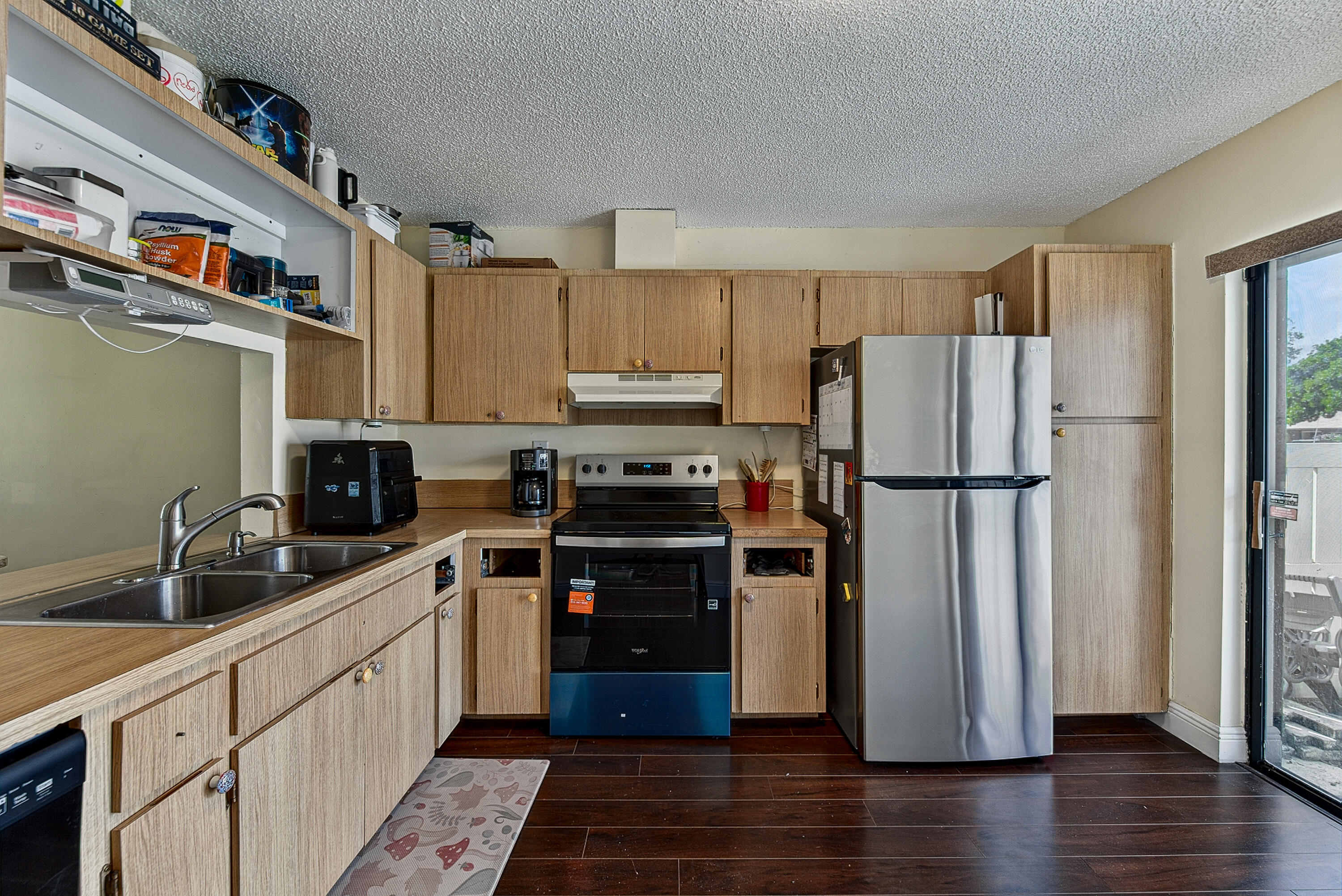 803 Banks Road Property Photo 13