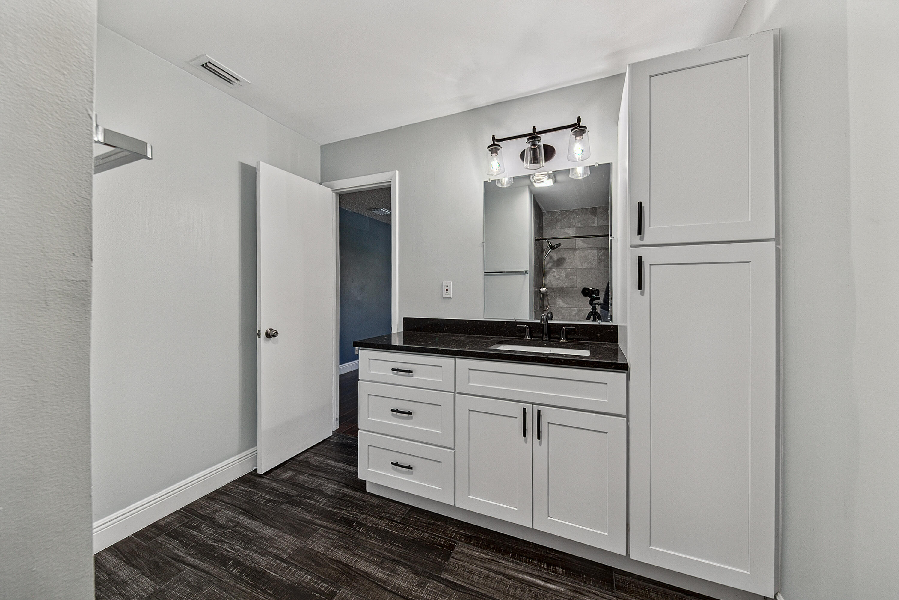 803 Banks Road Property Photo 21