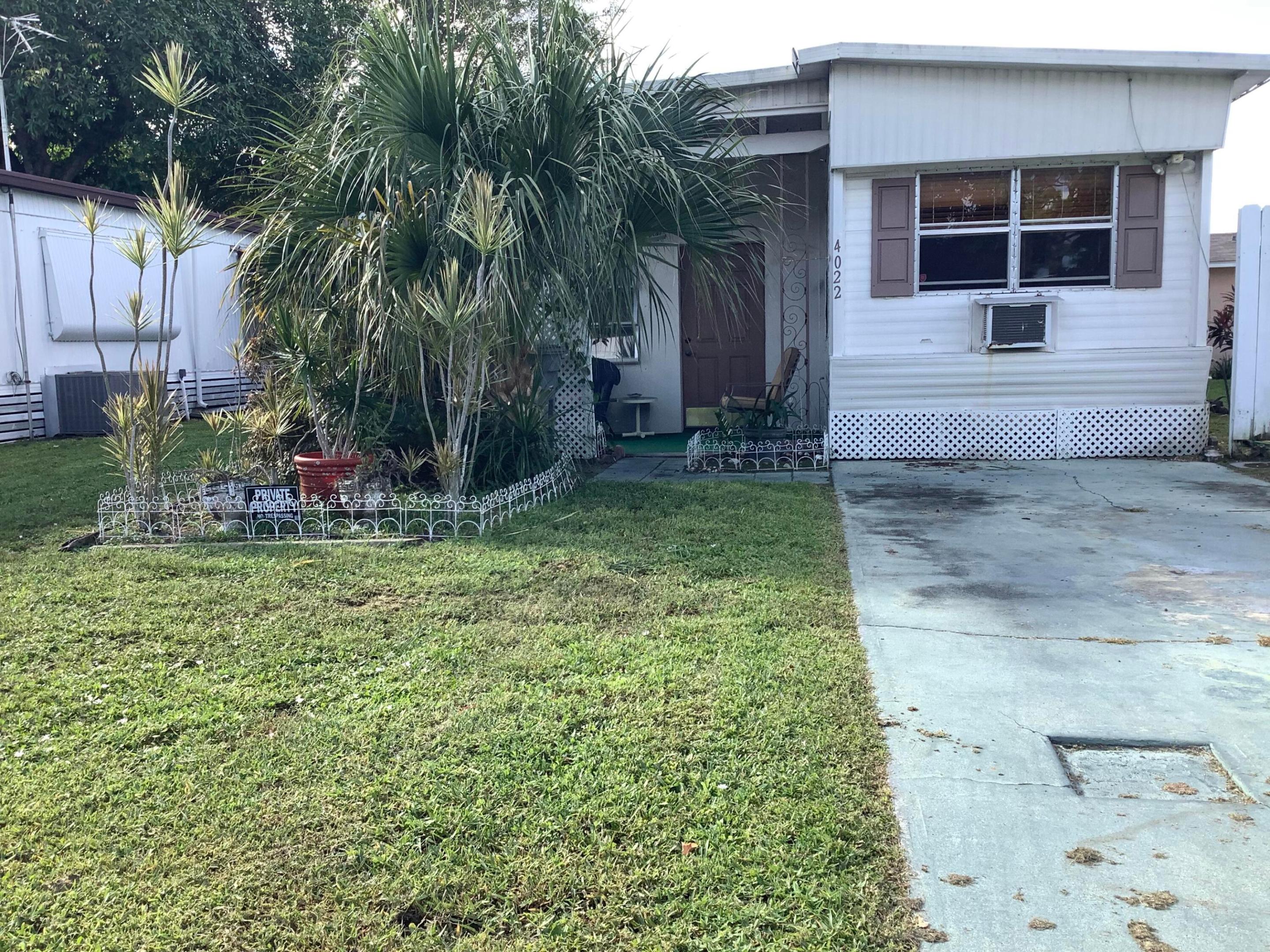 4022 88th Place S Property Photo 1