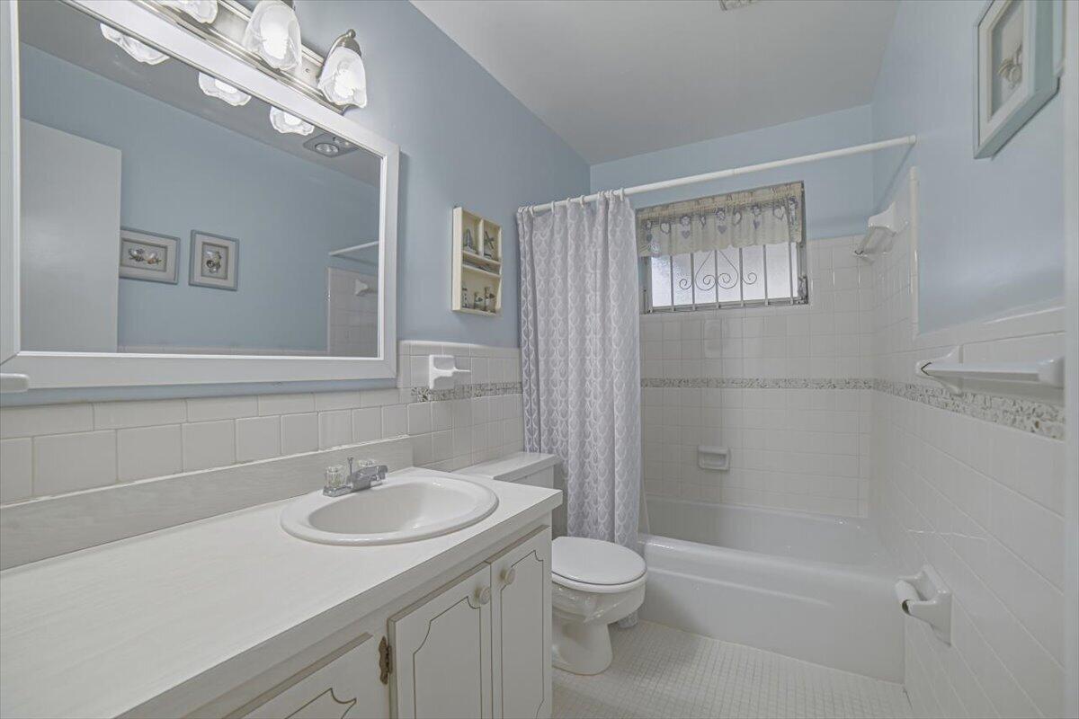 500 S Luna Court 4 Property Photo 14