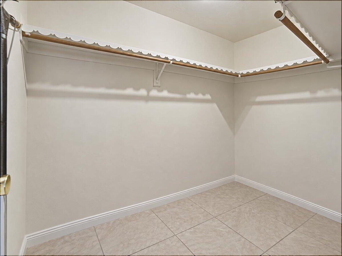 500 S Luna Court 4 Property Photo 18