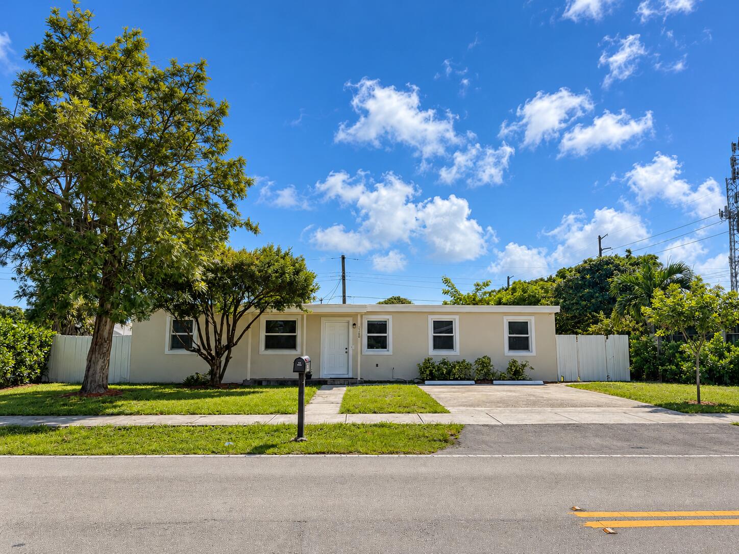 1388 Ne 54th Street Property Photo 1